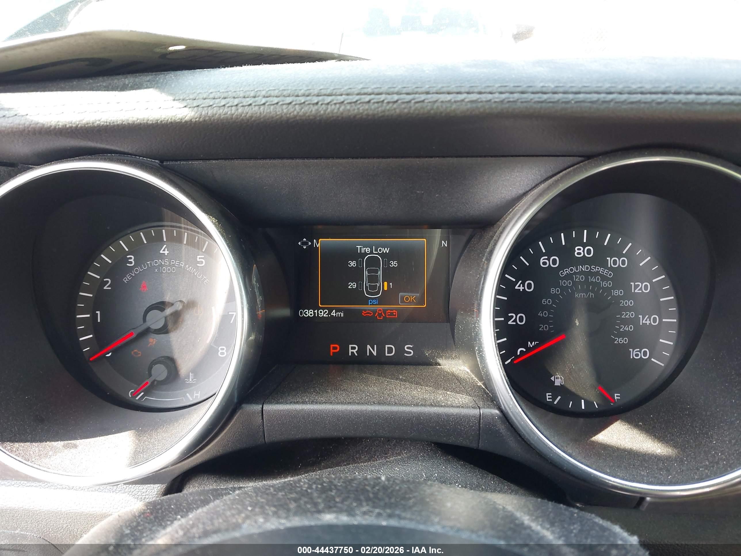 FORD MUSTANG image 7