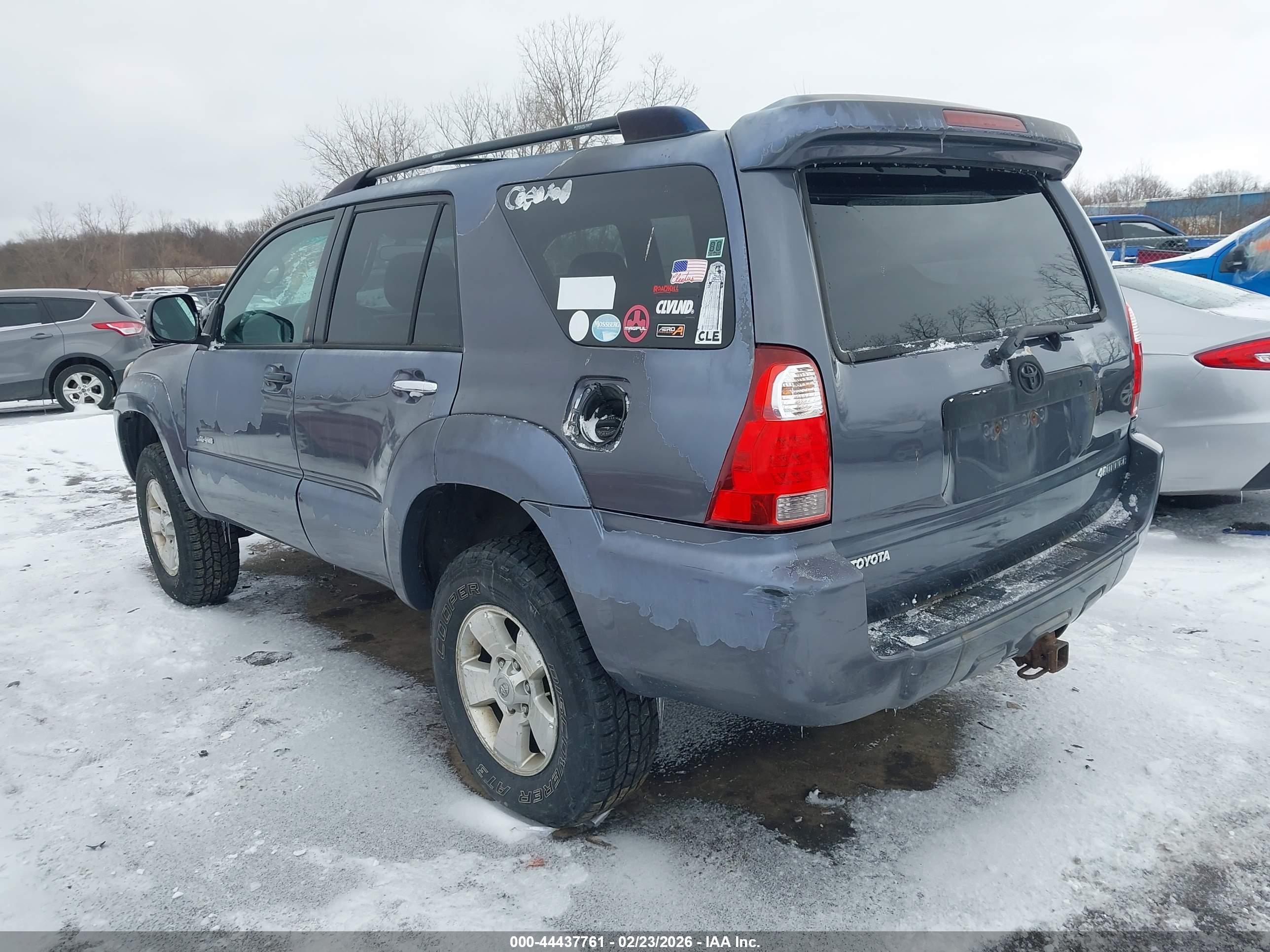 TOYOTA 4RUNNER image 3