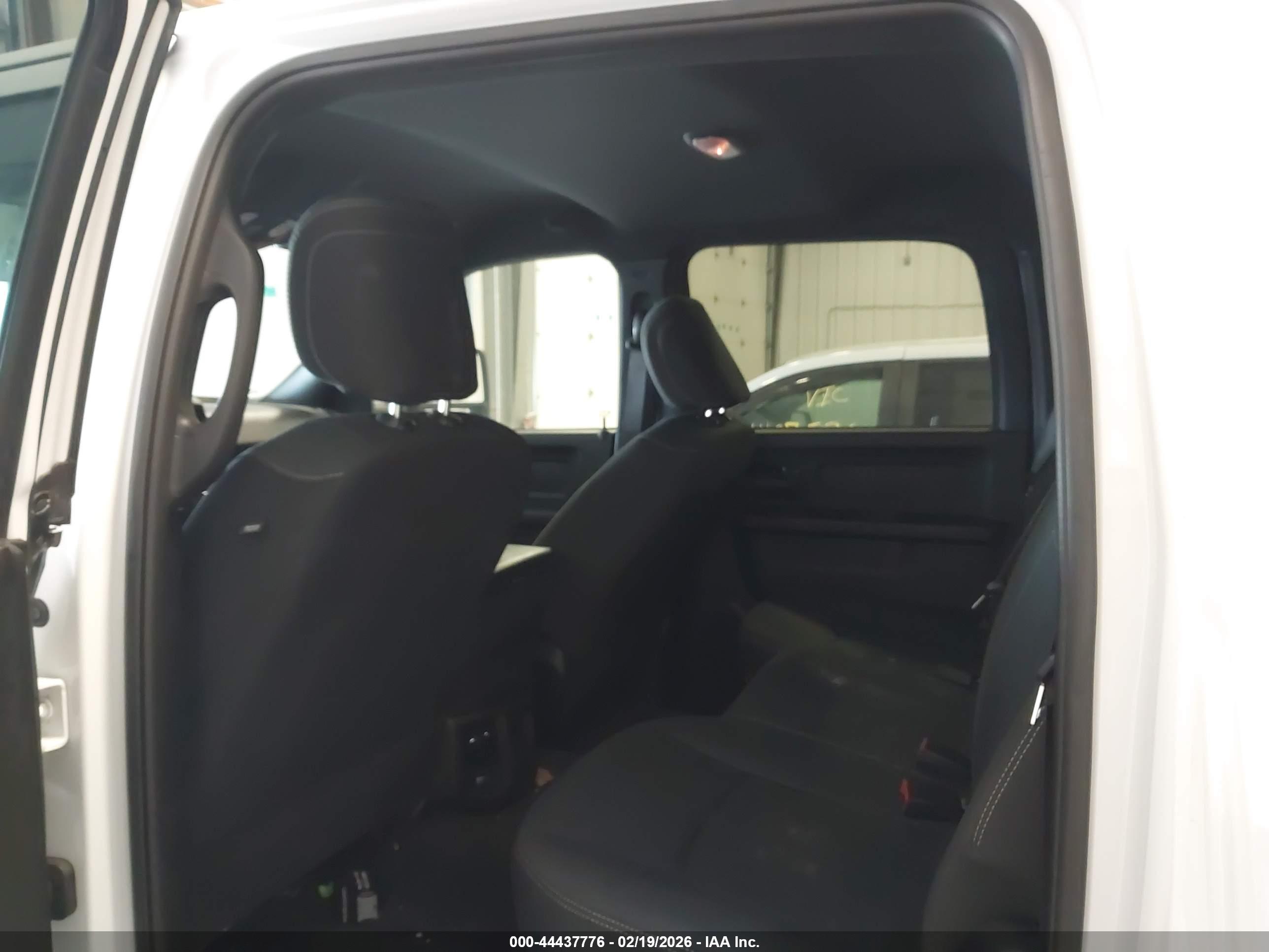 RAM 3500 image 8