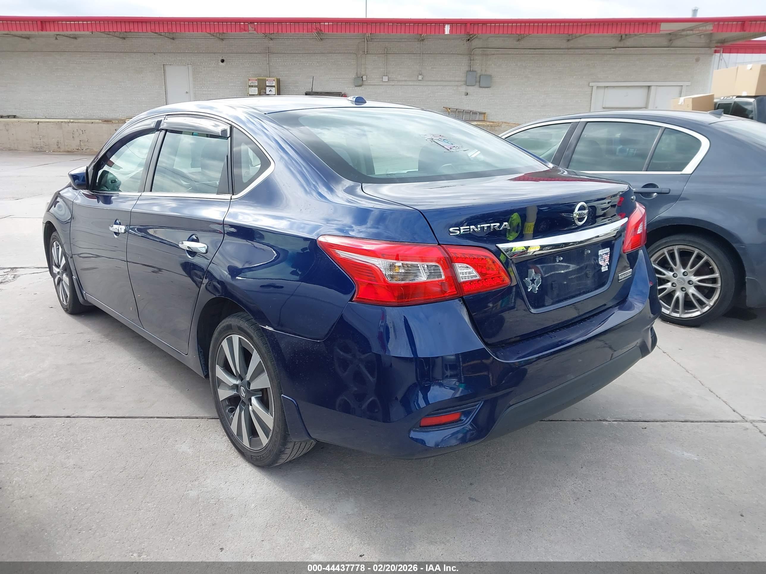 NISSAN SENTRA image 3