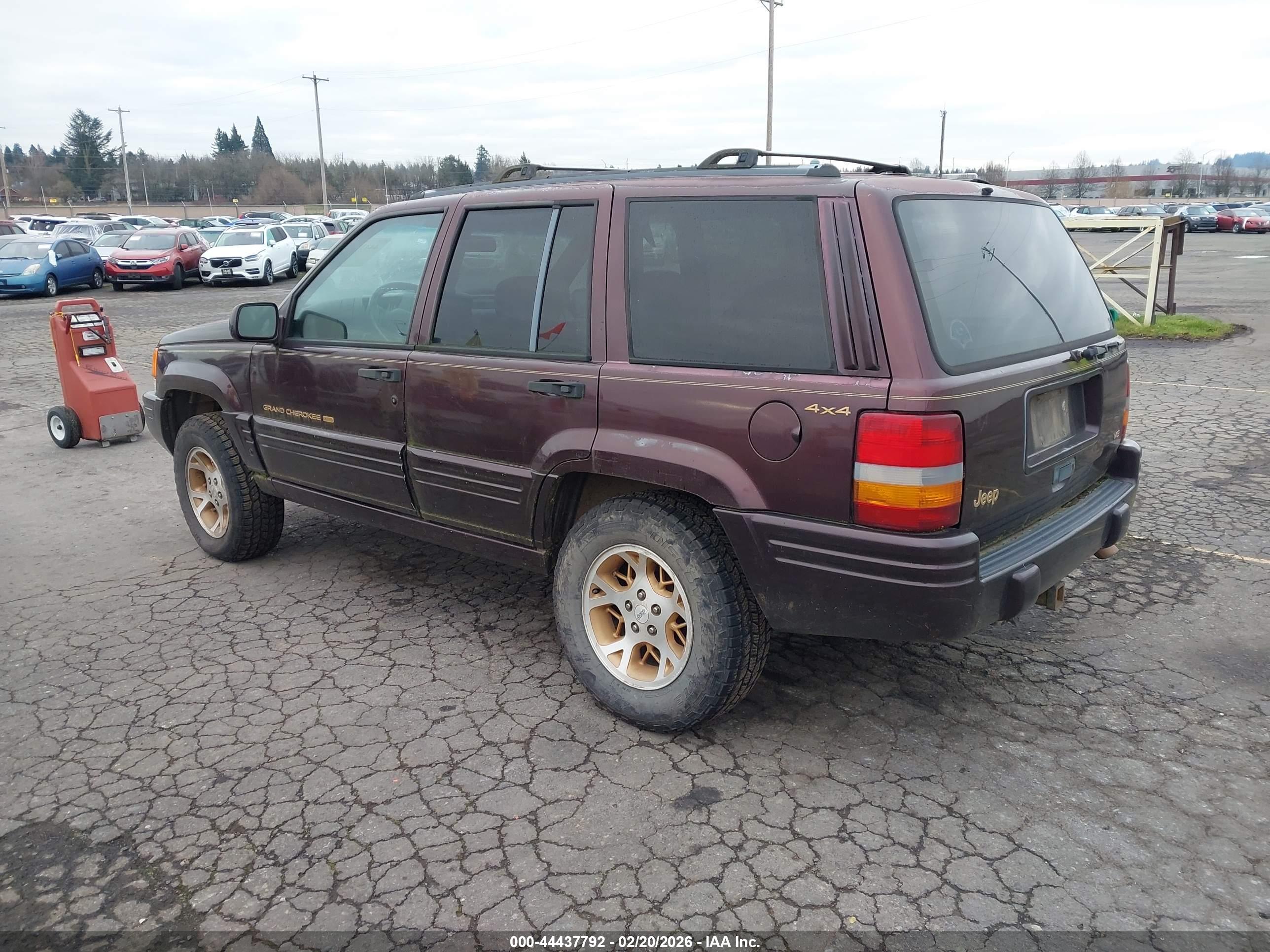 JEEP GRAND image 3
