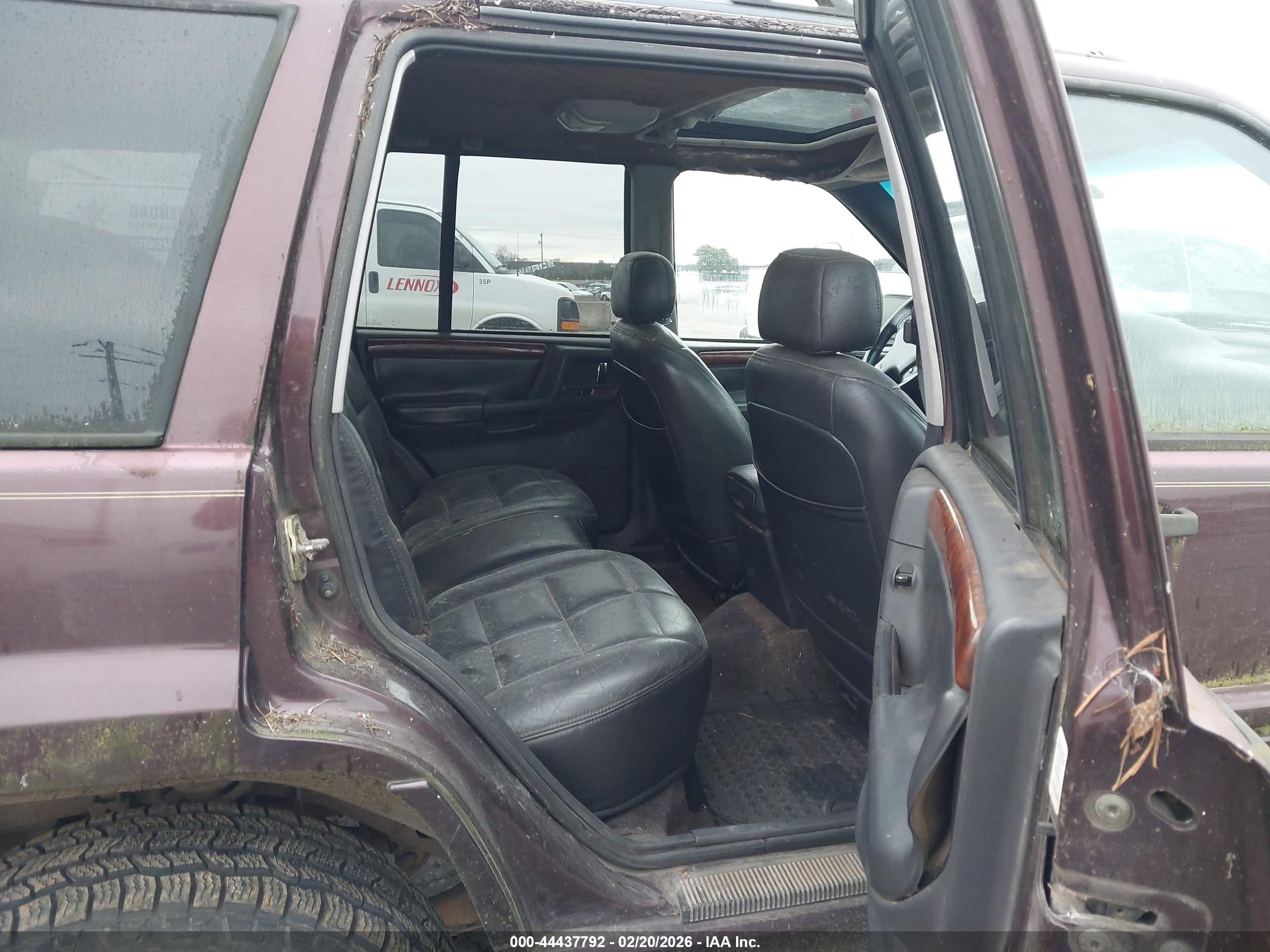 JEEP GRAND image 8