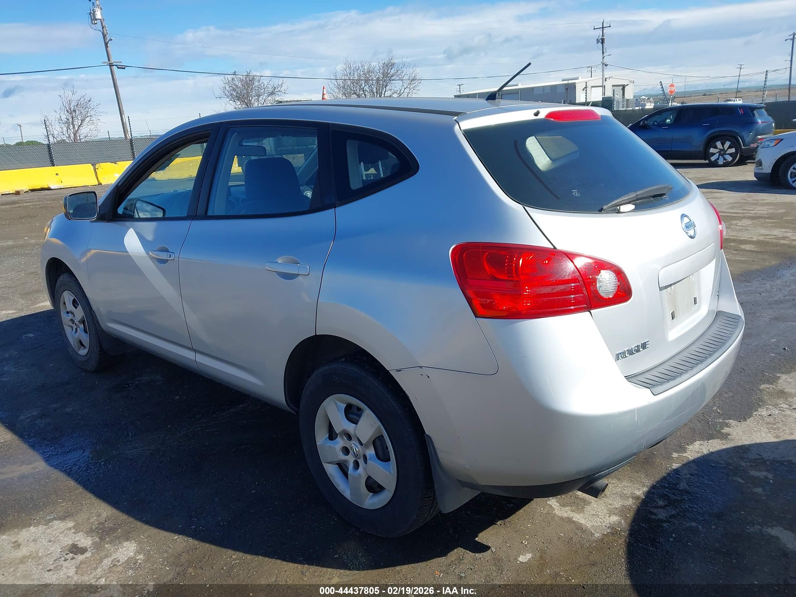 NISSAN ROGUE image 3