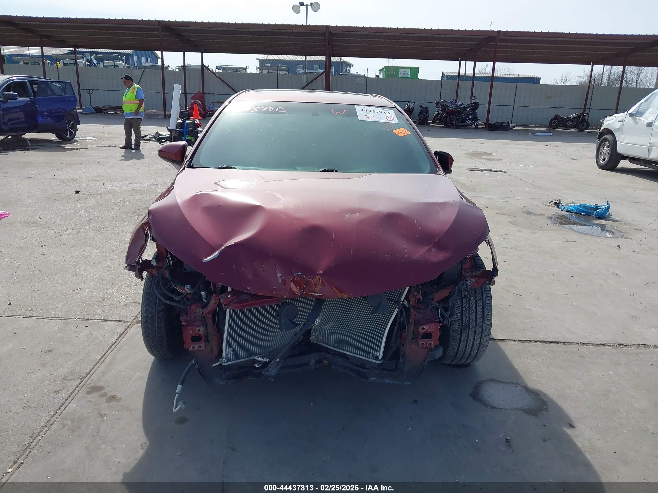 TOYOTA CAMRY image 6