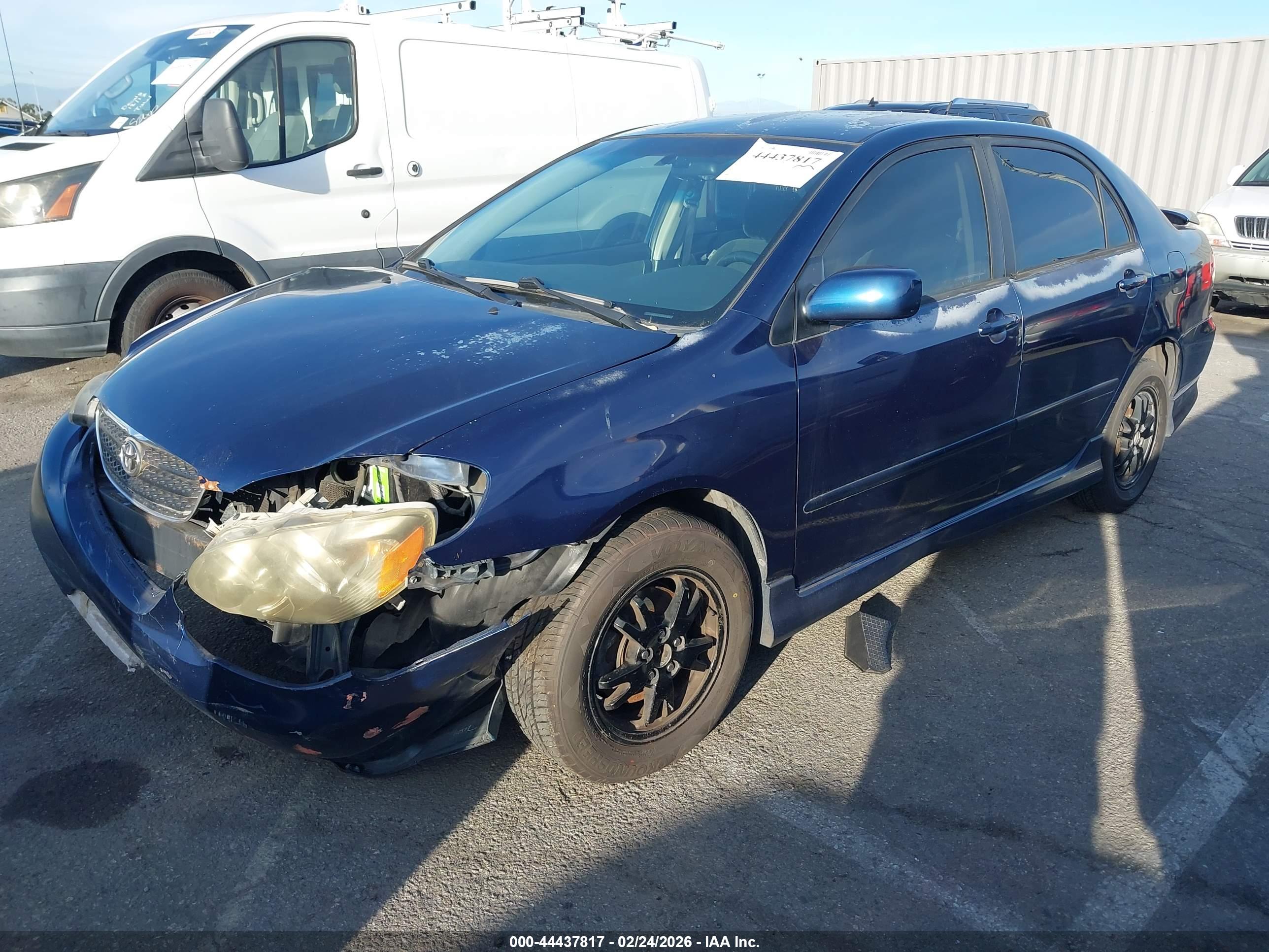 TOYOTA COROLLA image 2