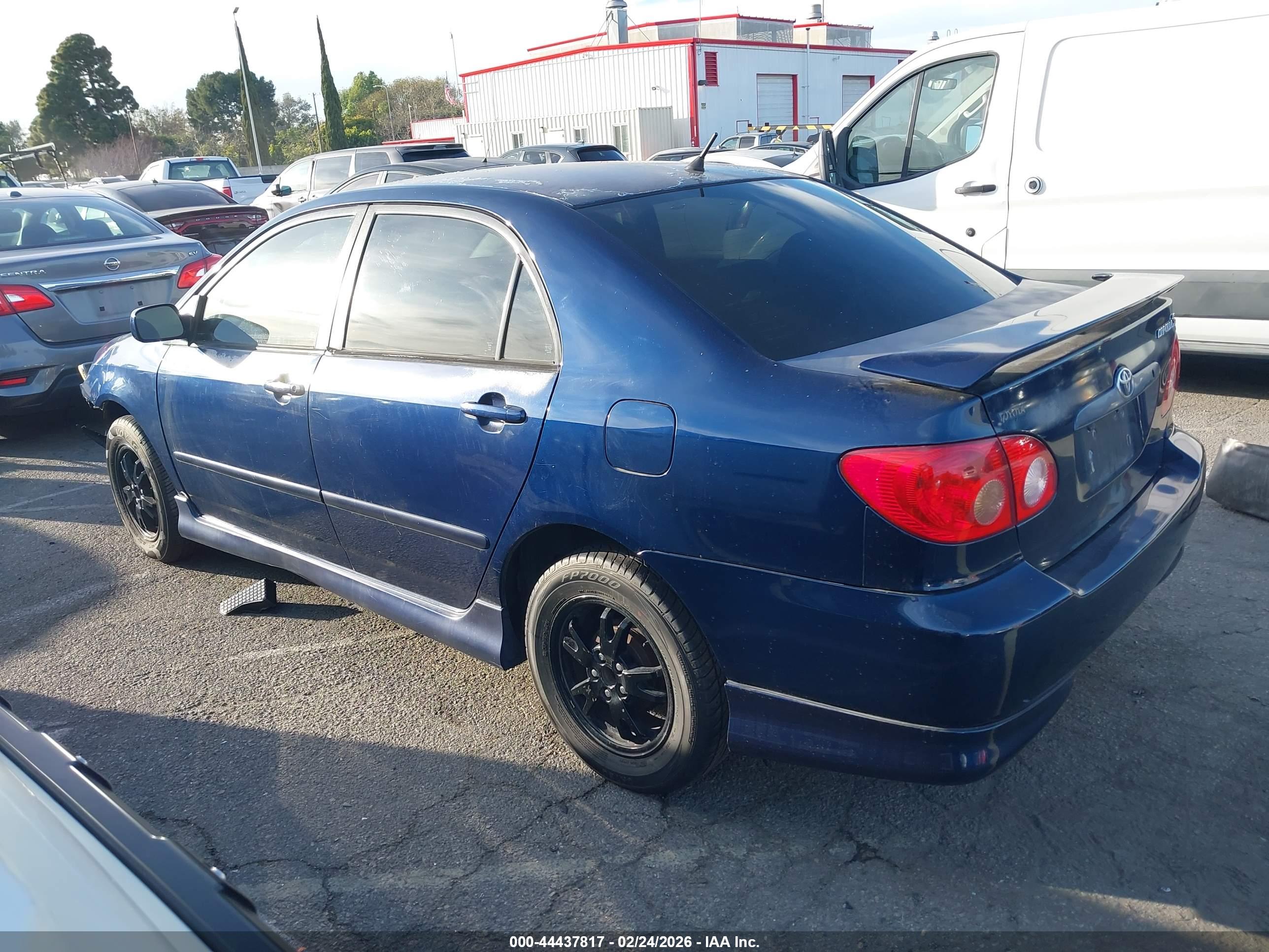 TOYOTA COROLLA image 3