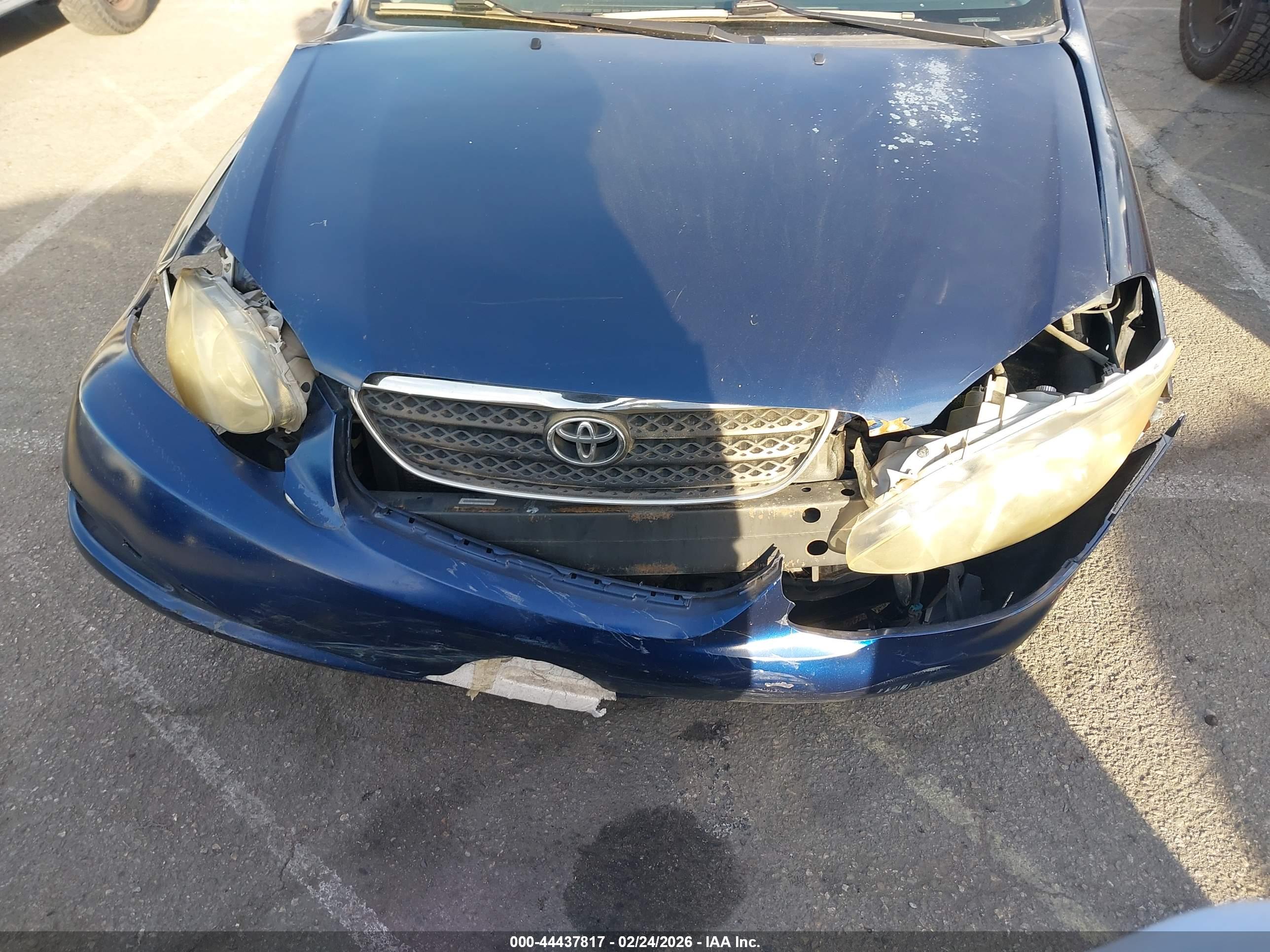 TOYOTA COROLLA image 6