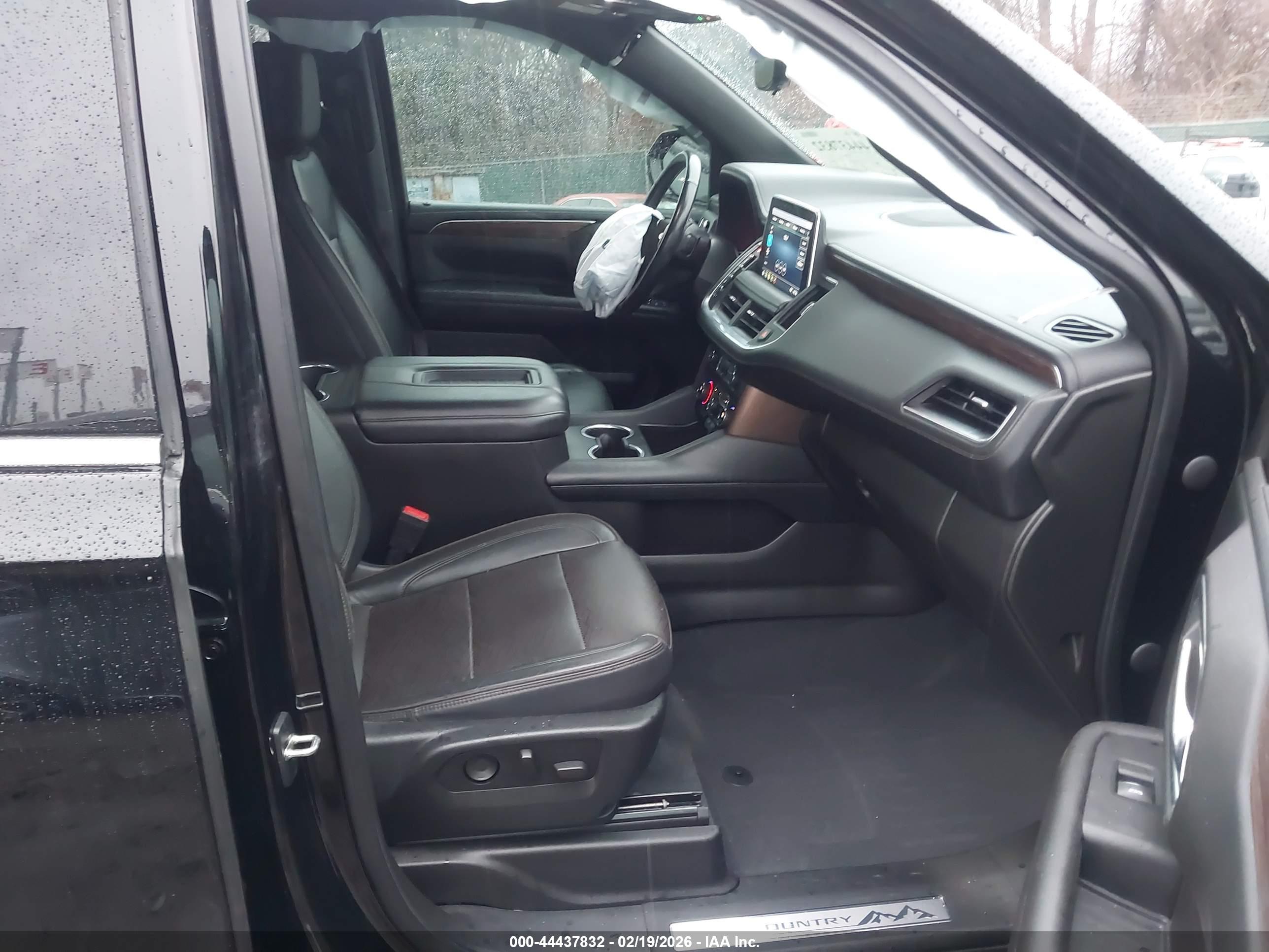 CHEVROLET TAHOE image 5