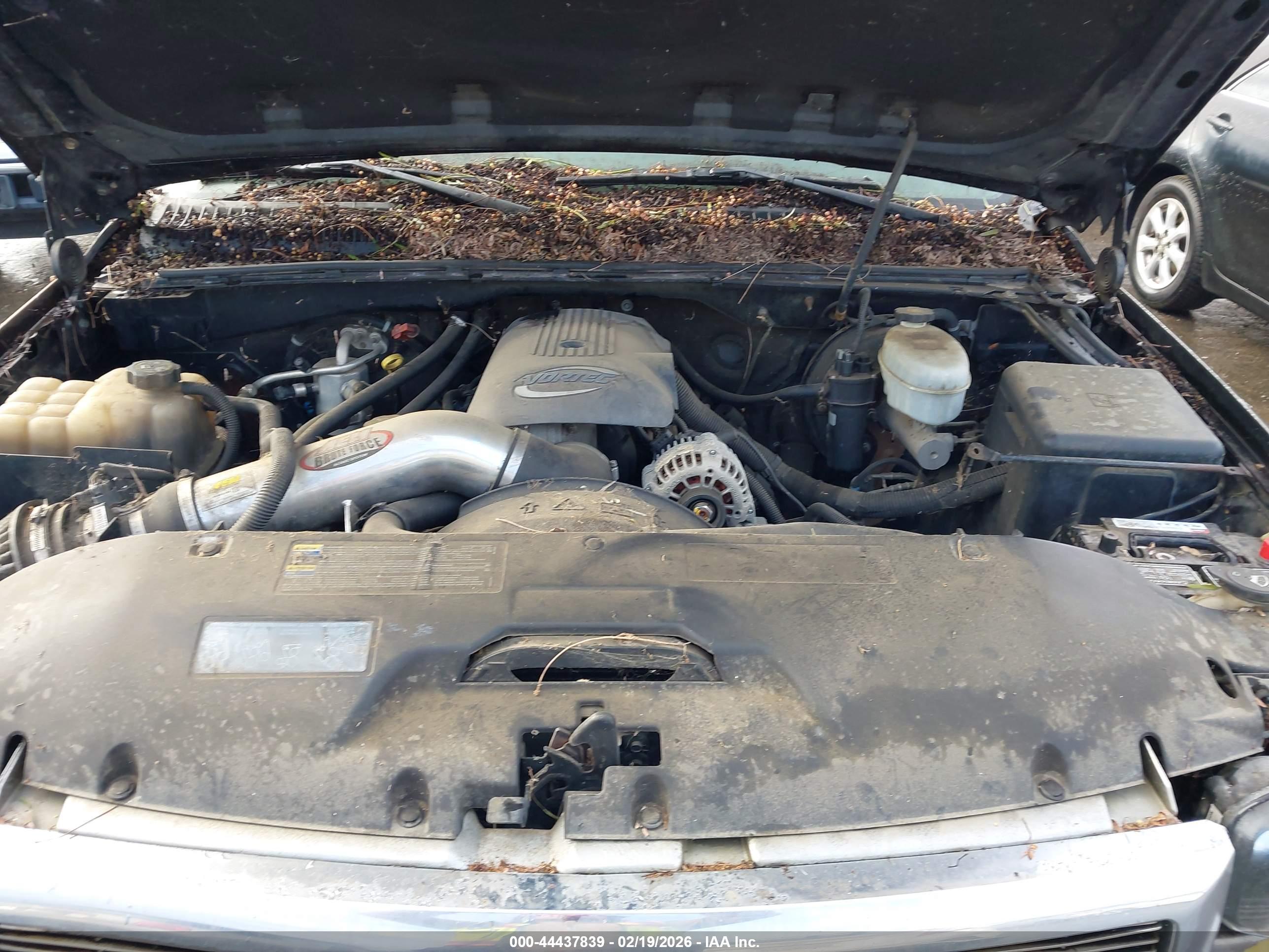 GMC SIERRA image 10