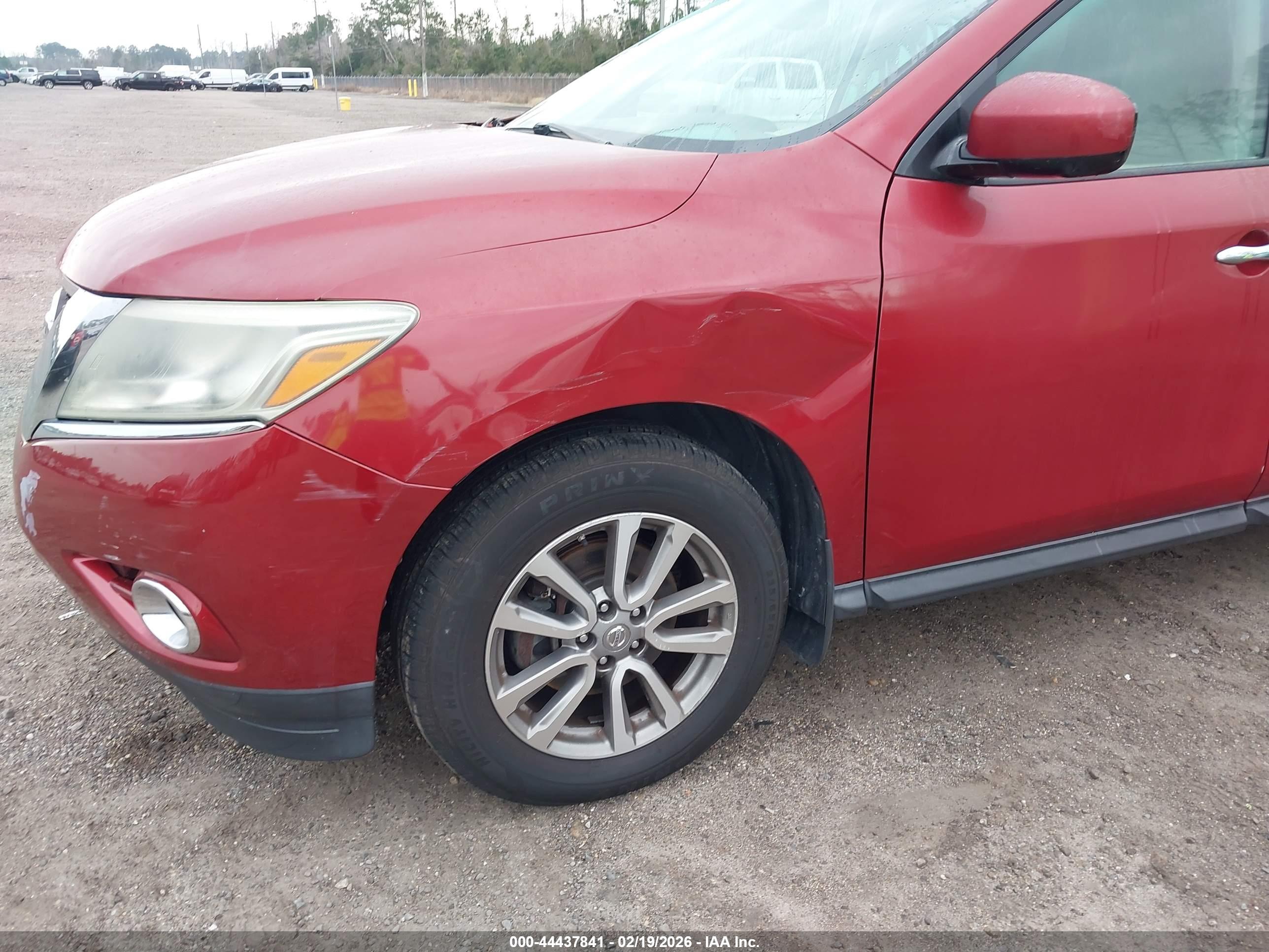 NISSAN PATHFINDER image 6