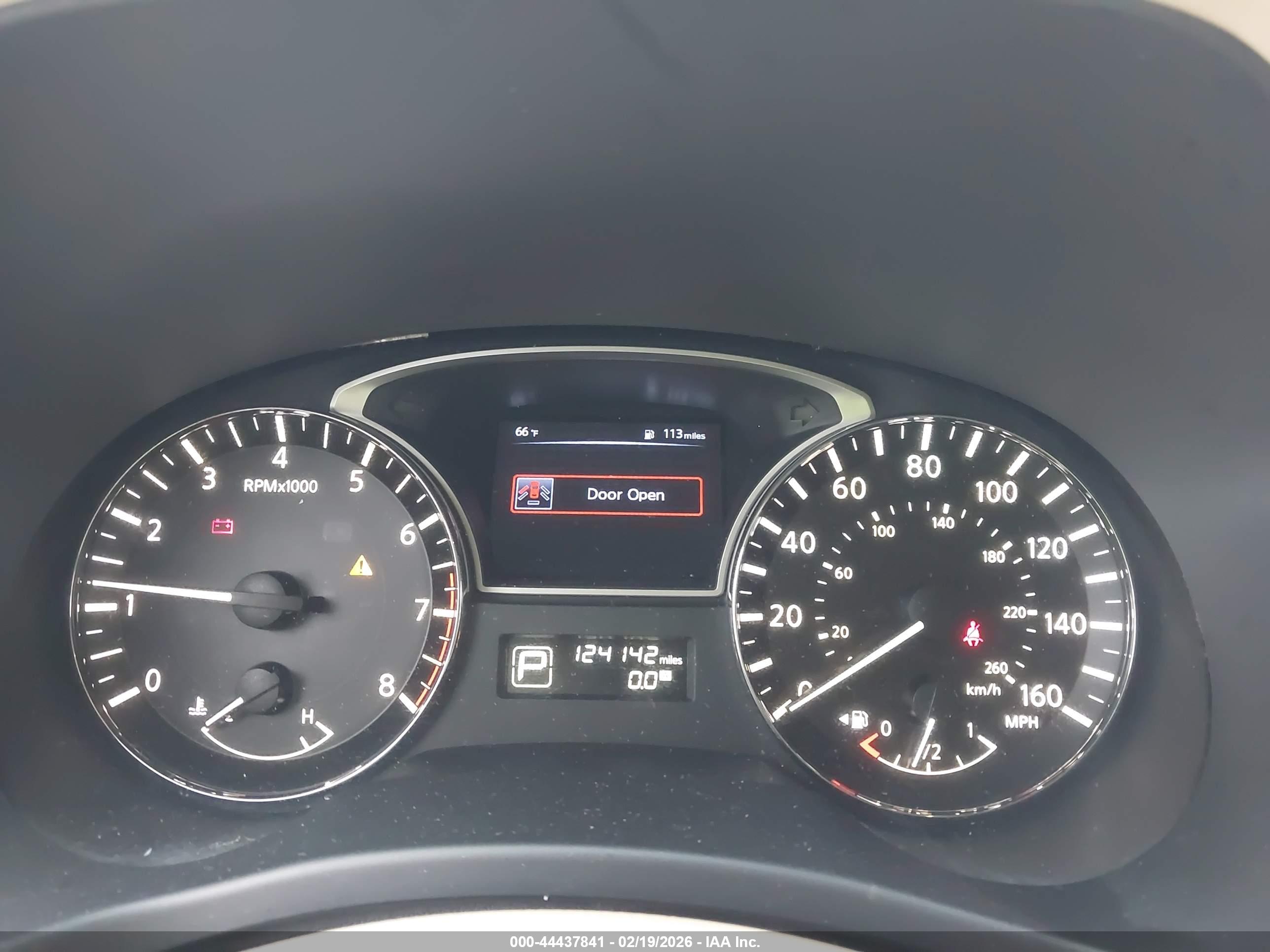 NISSAN PATHFINDER image 7