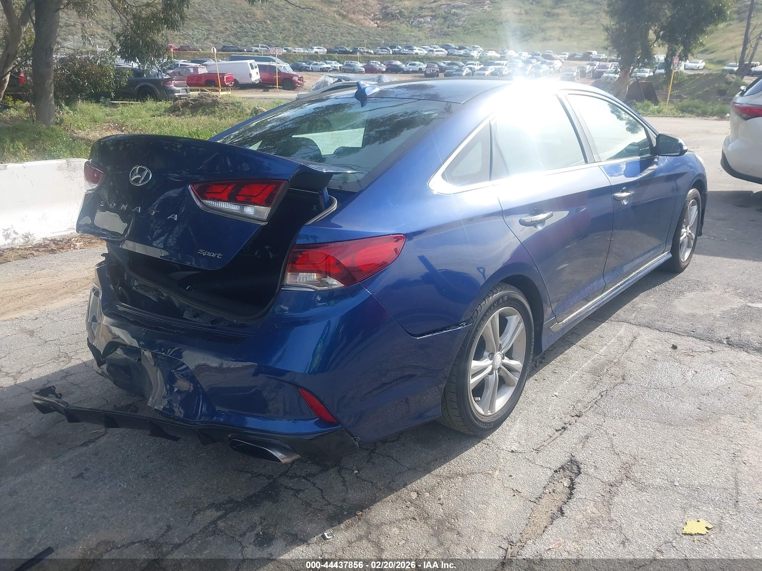 HYUNDAI SONATA image 4