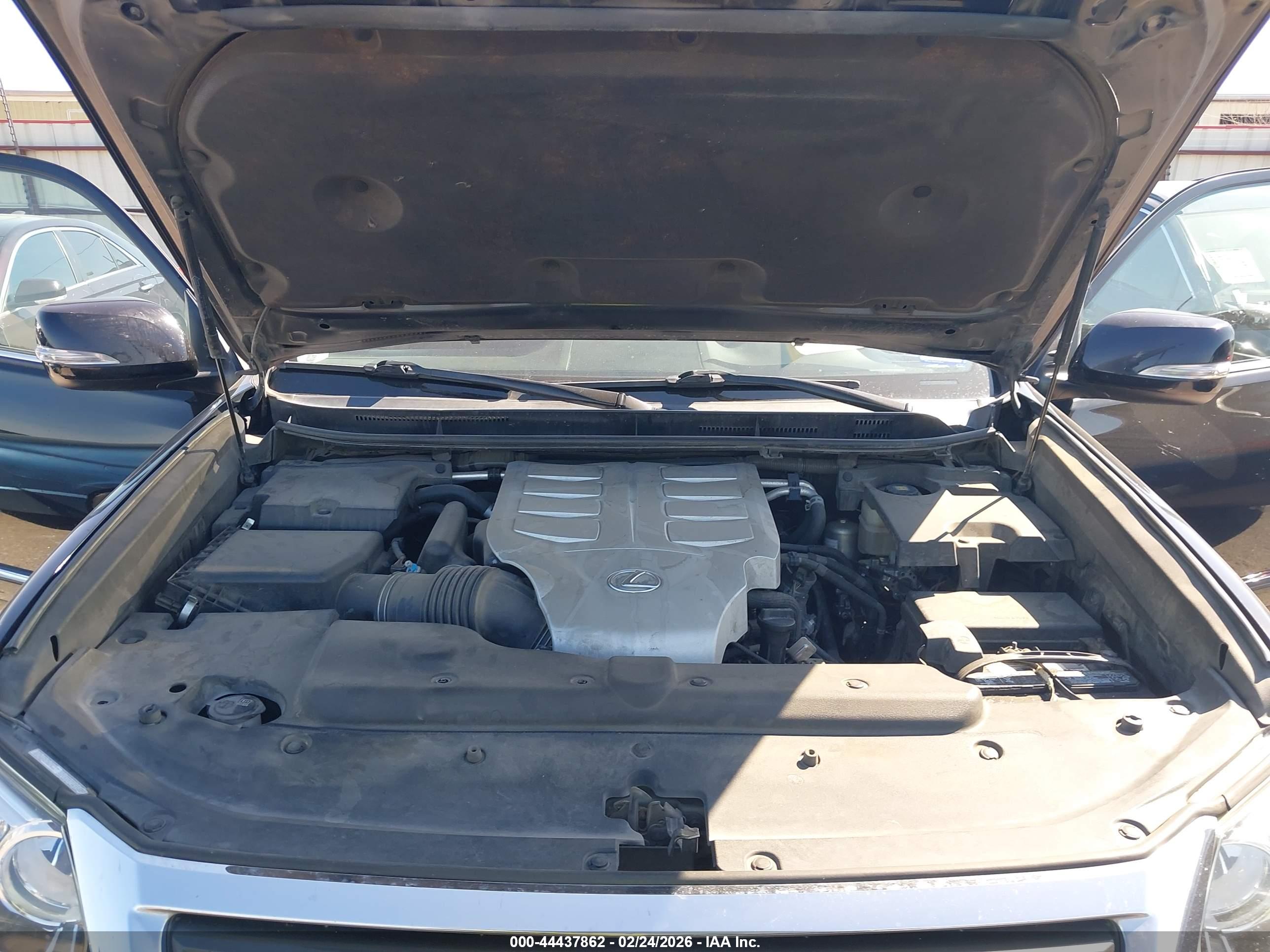 LEXUS GX image 10
