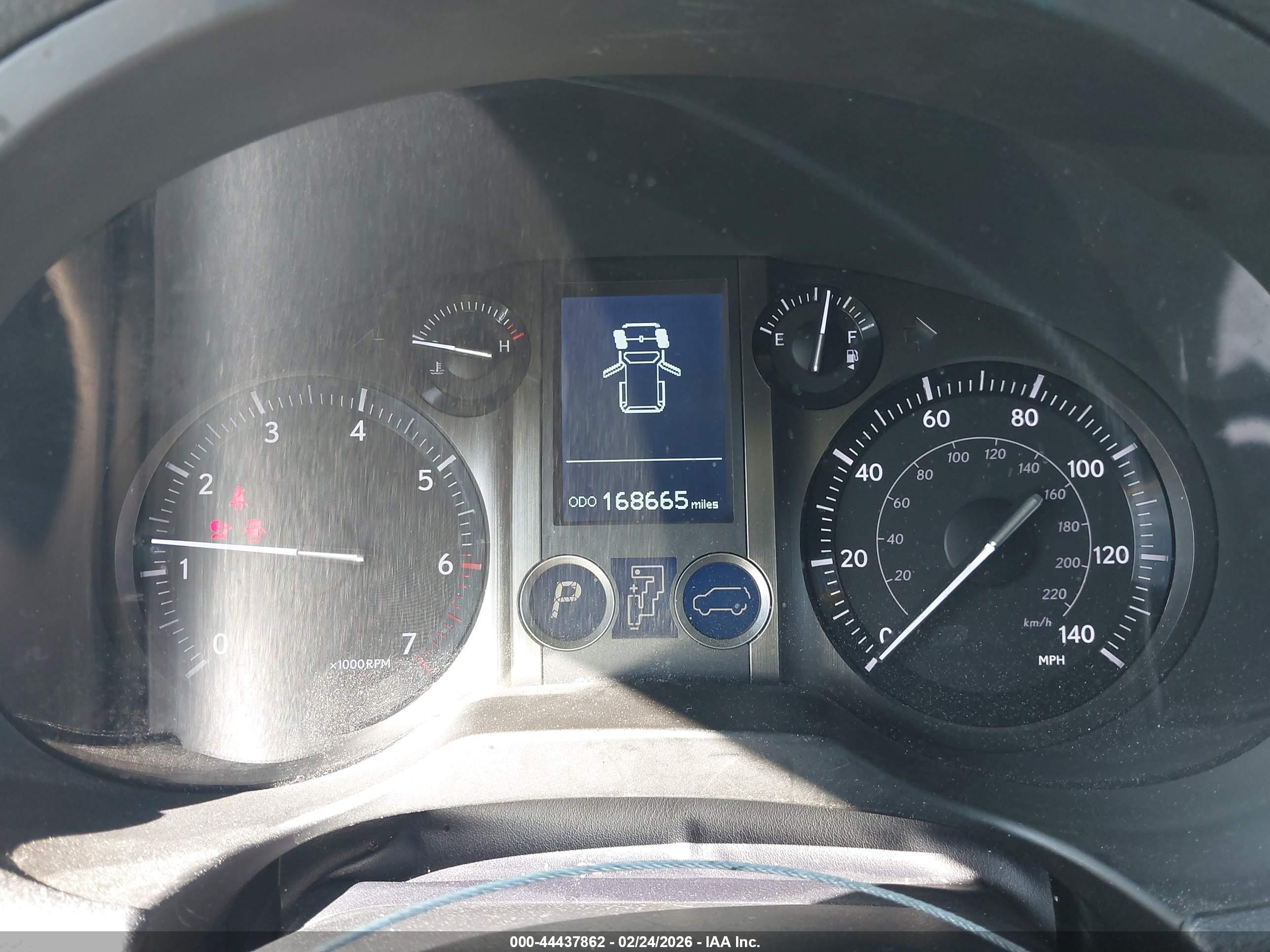 LEXUS GX image 7