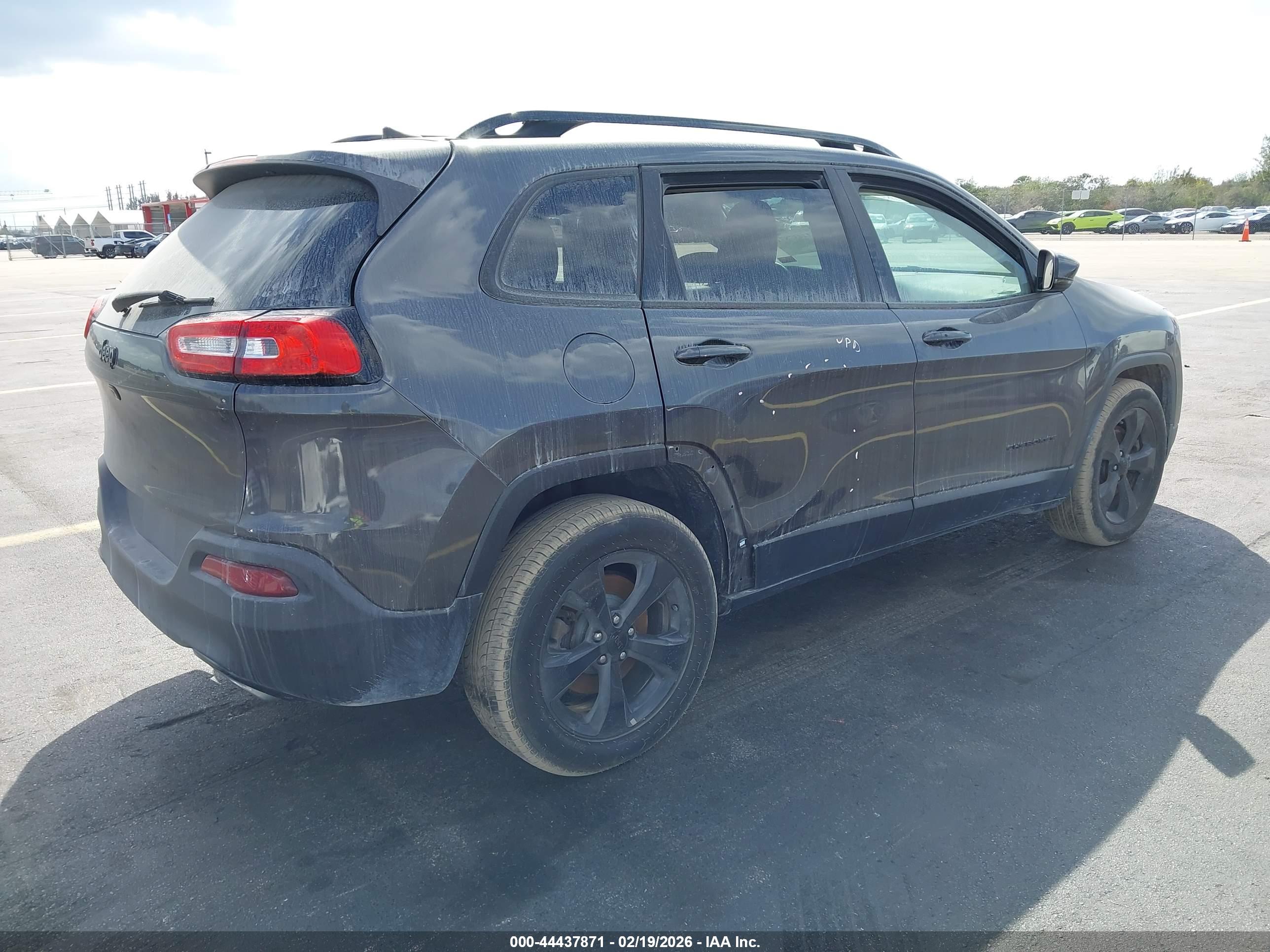 JEEP CHEROKEE image 4