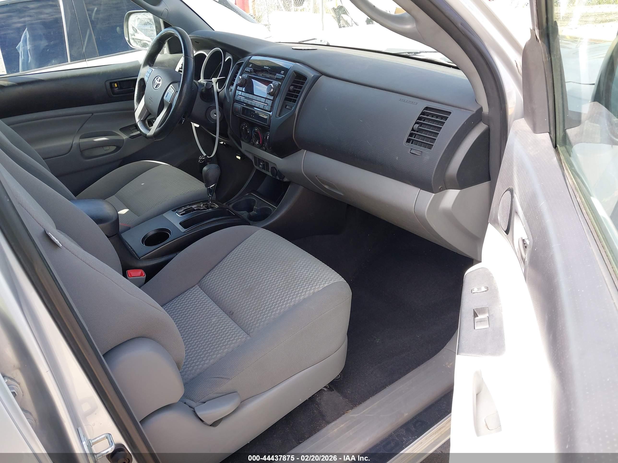 TOYOTA TACOMA image 5