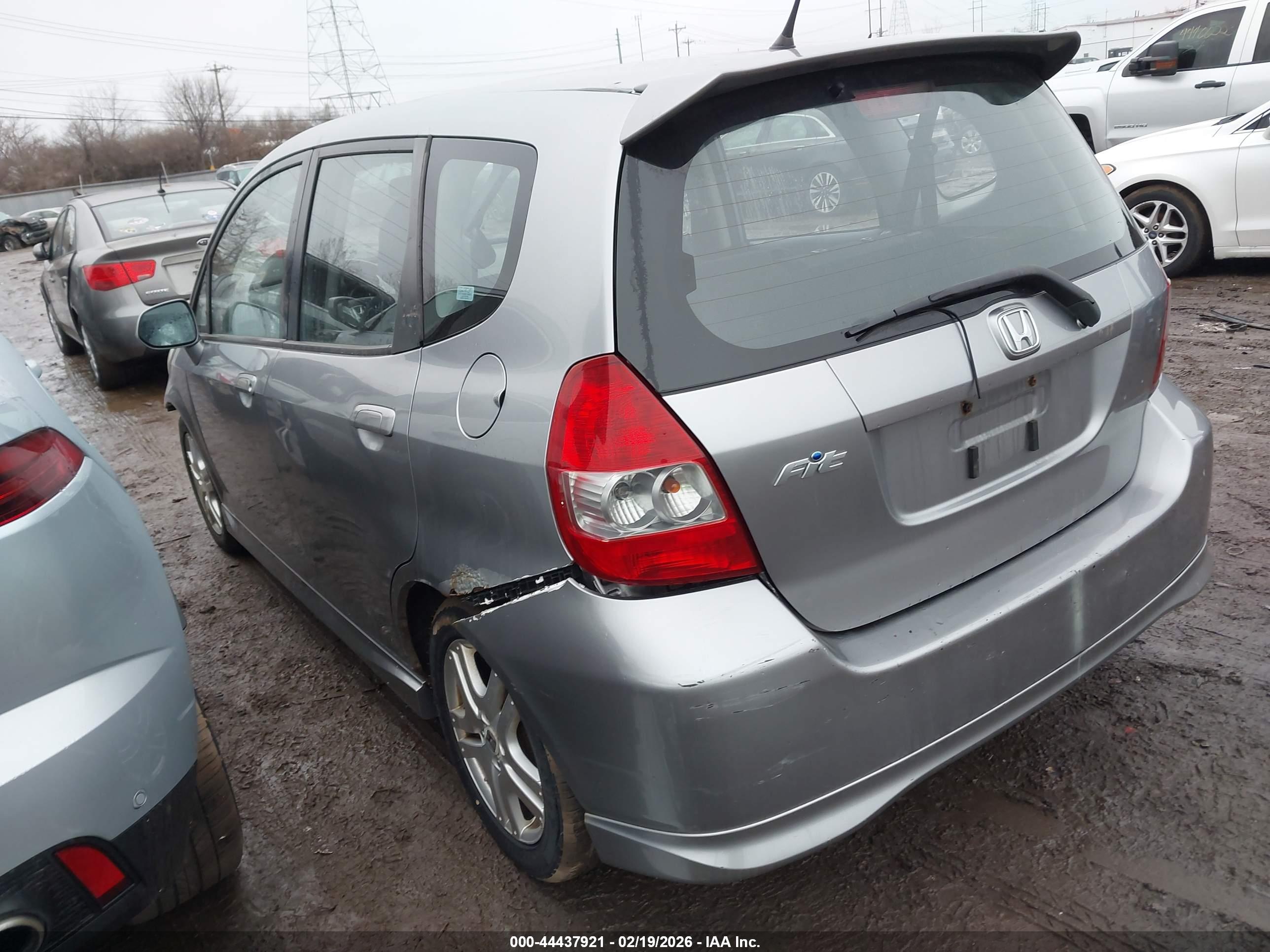 HONDA FIT image 3