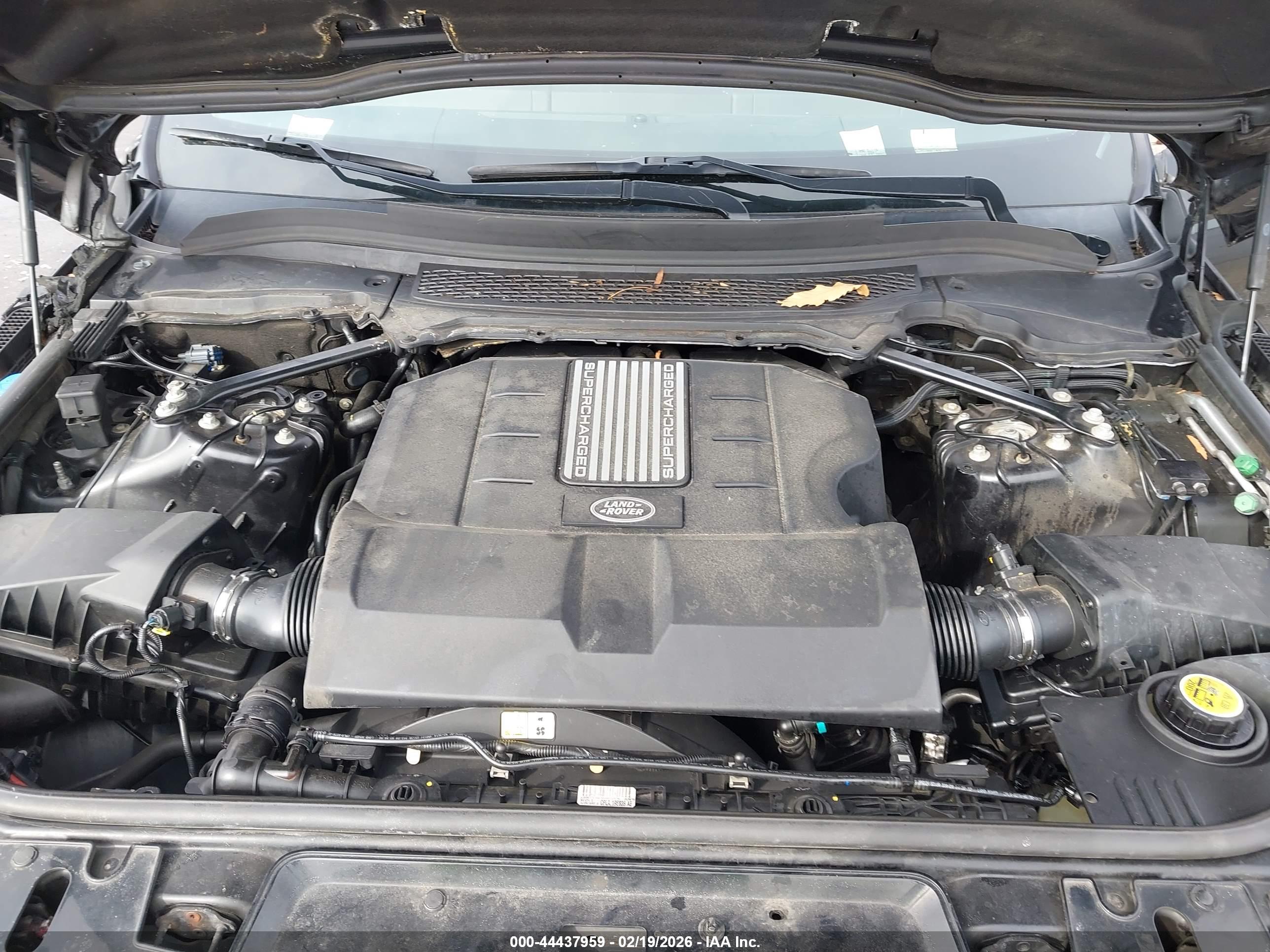 LAND ROVER image 10
