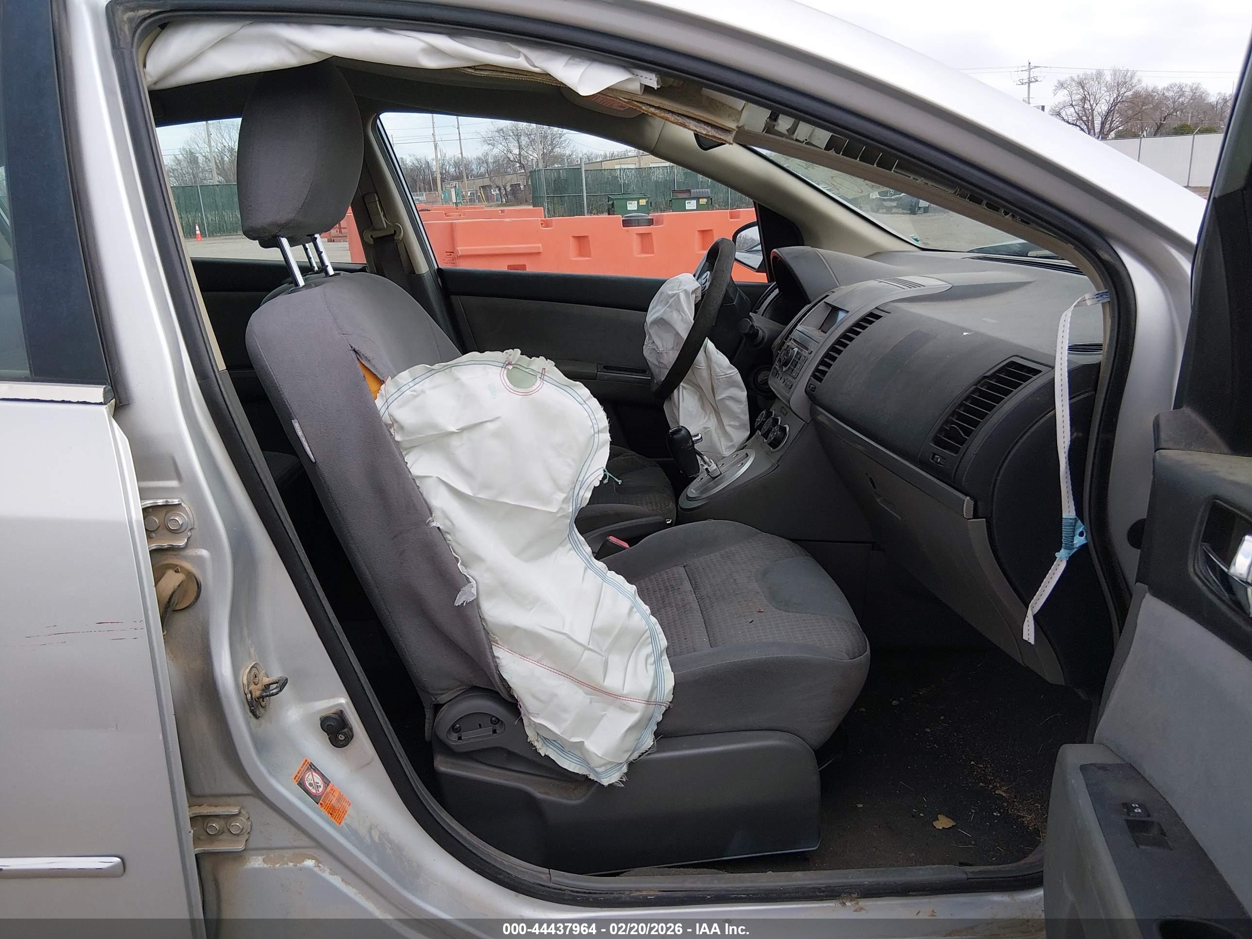 NISSAN SENTRA image 5