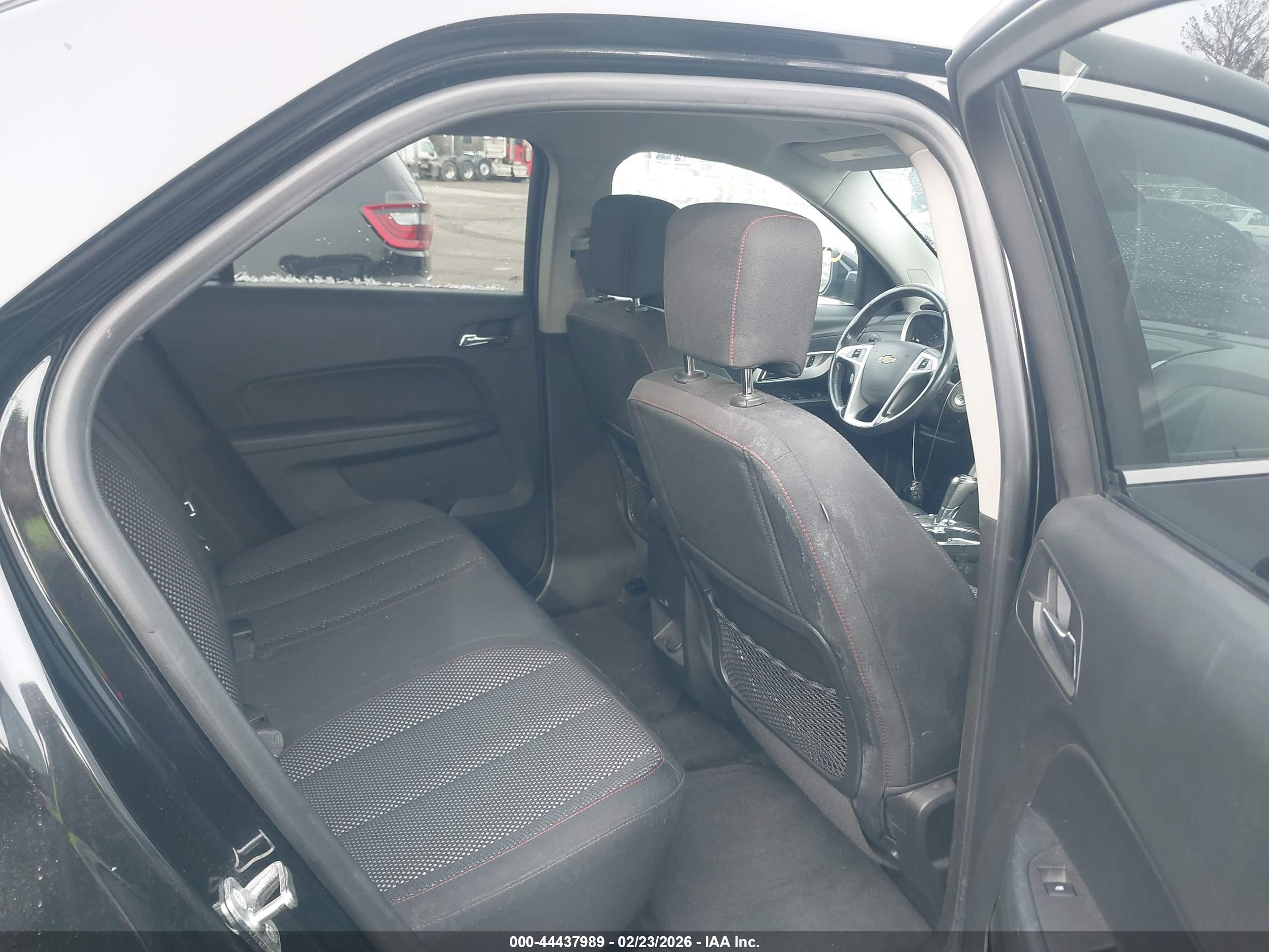CHEVROLET EQUINOX image 8
