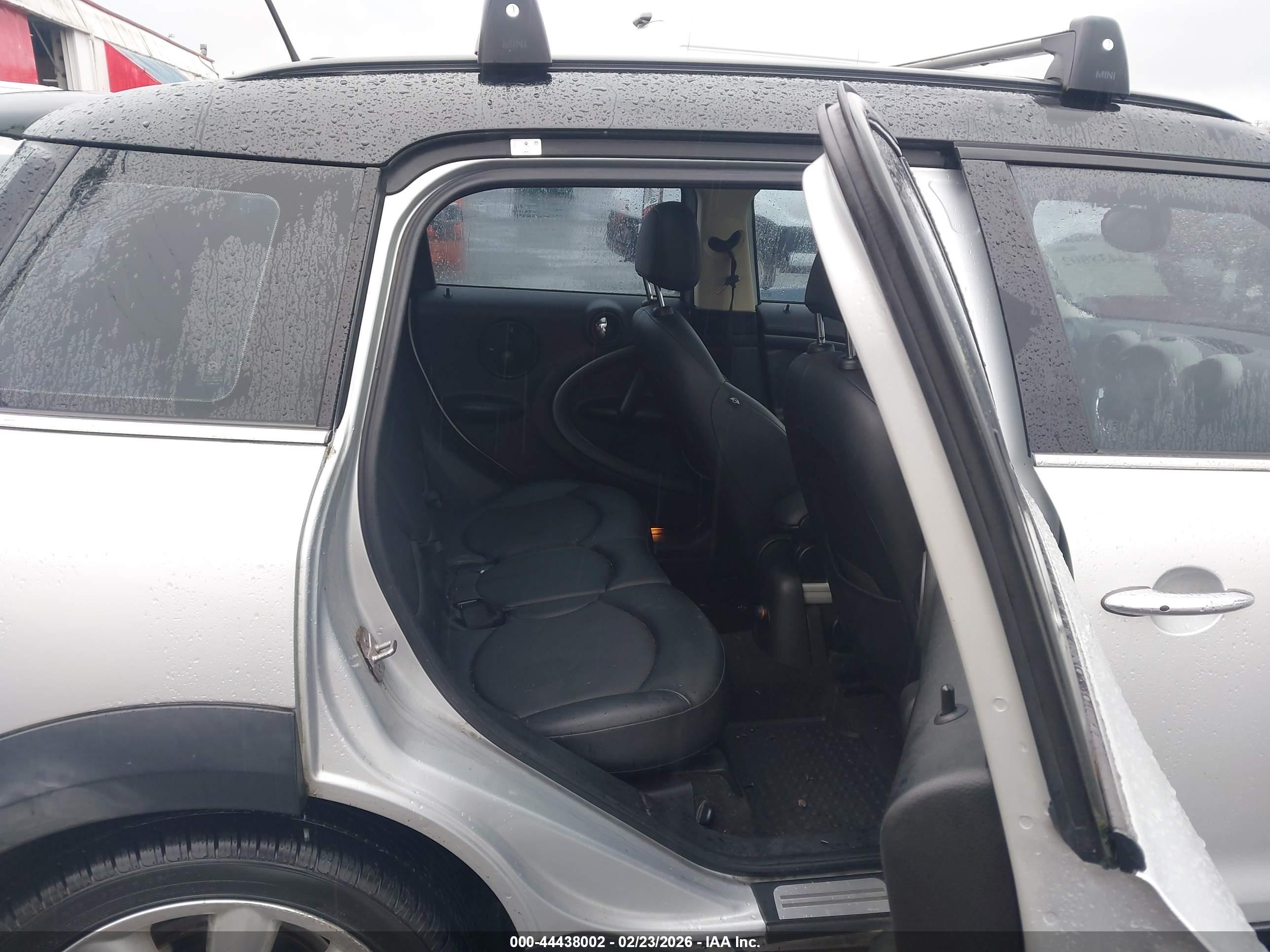 MINI COOPER image 8