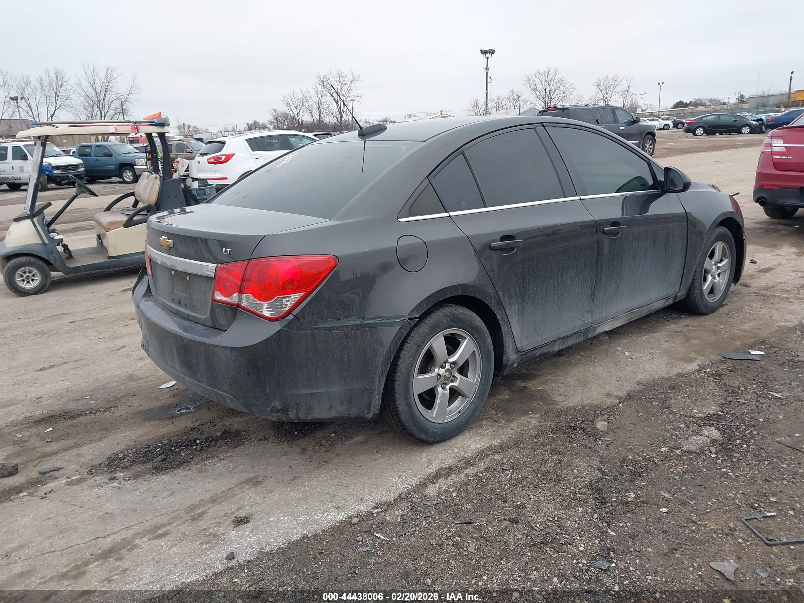 CHEVROLET CRUZE image 4
