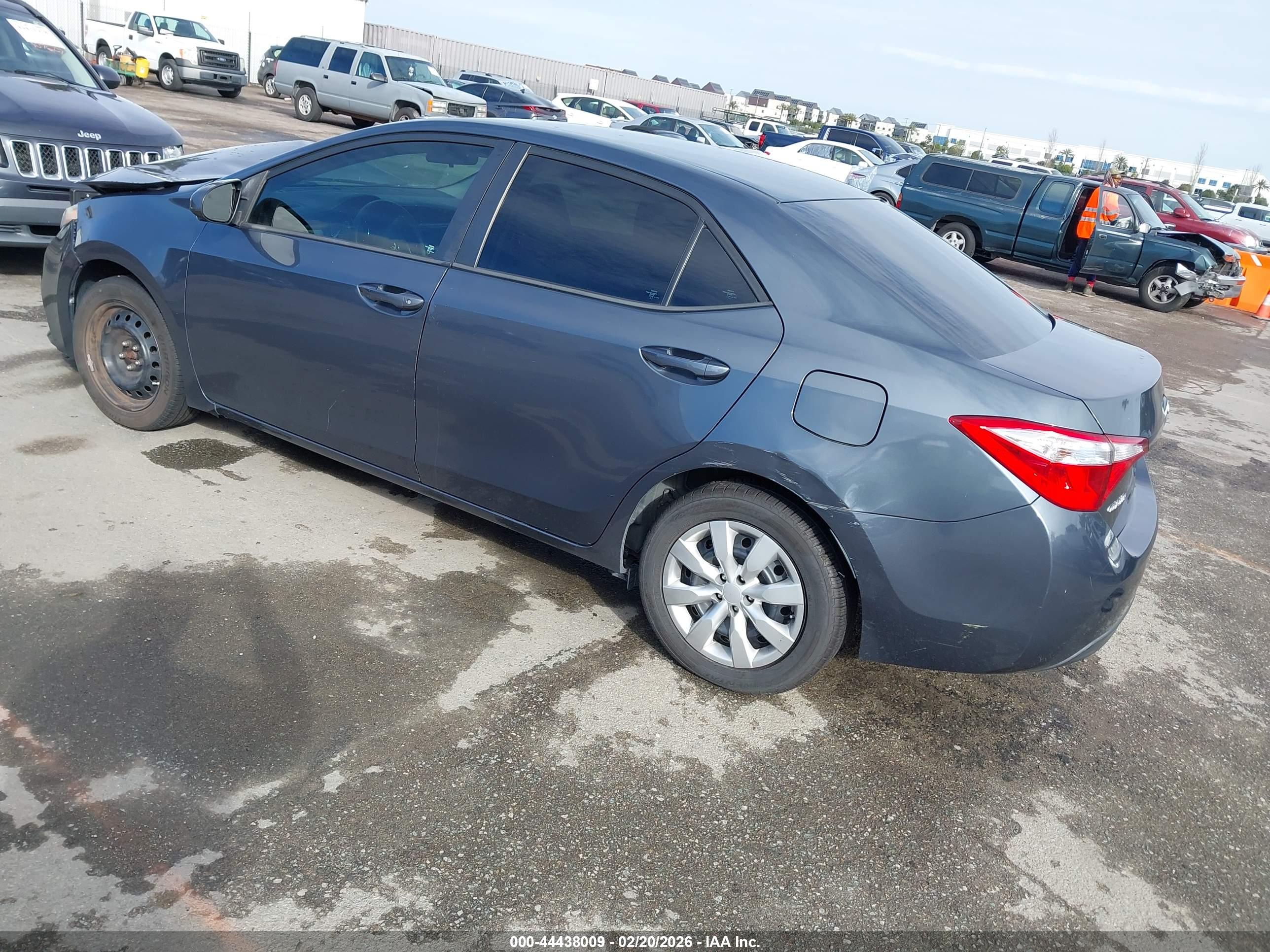 TOYOTA COROLLA image 3