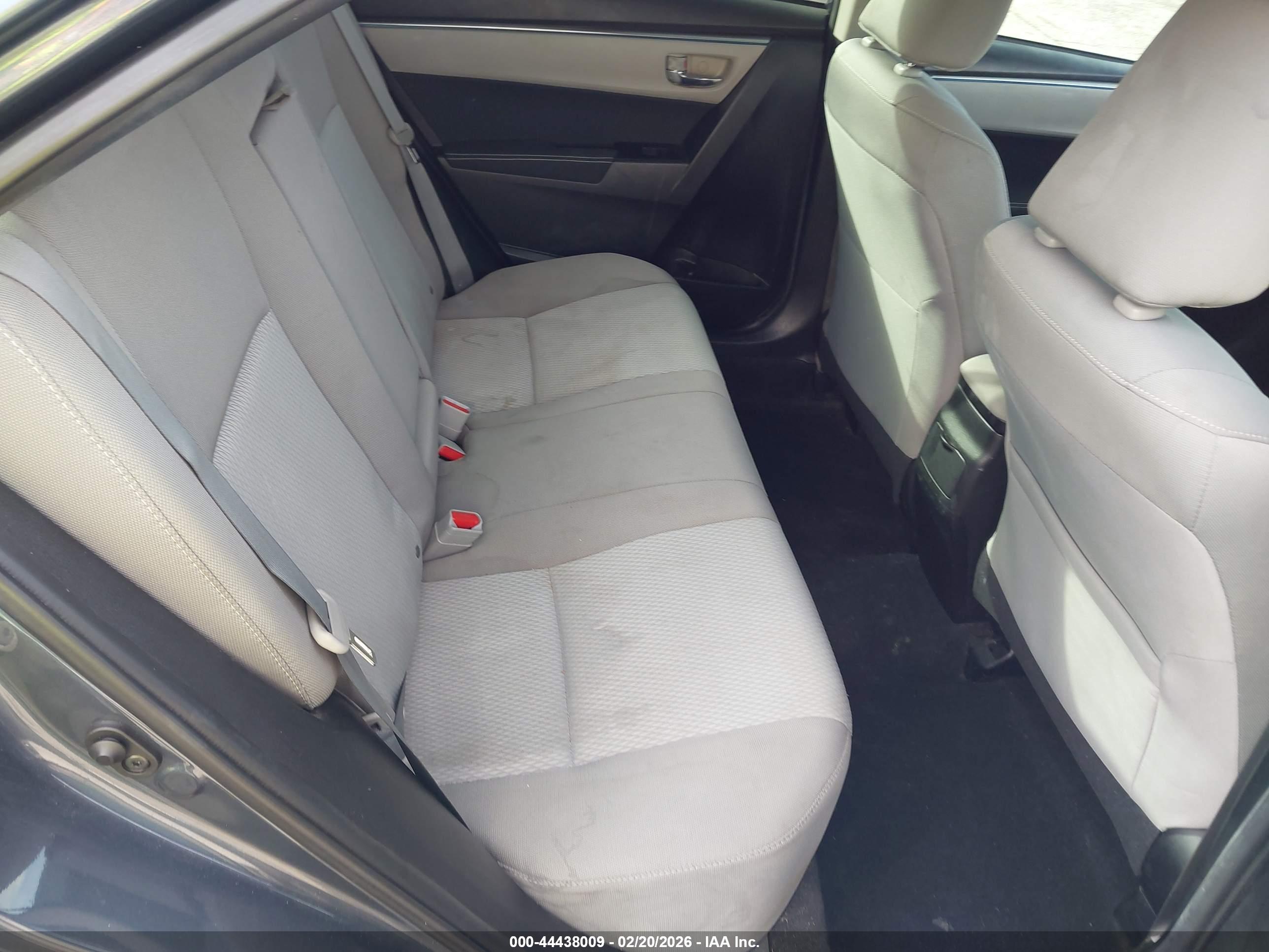TOYOTA COROLLA image 8