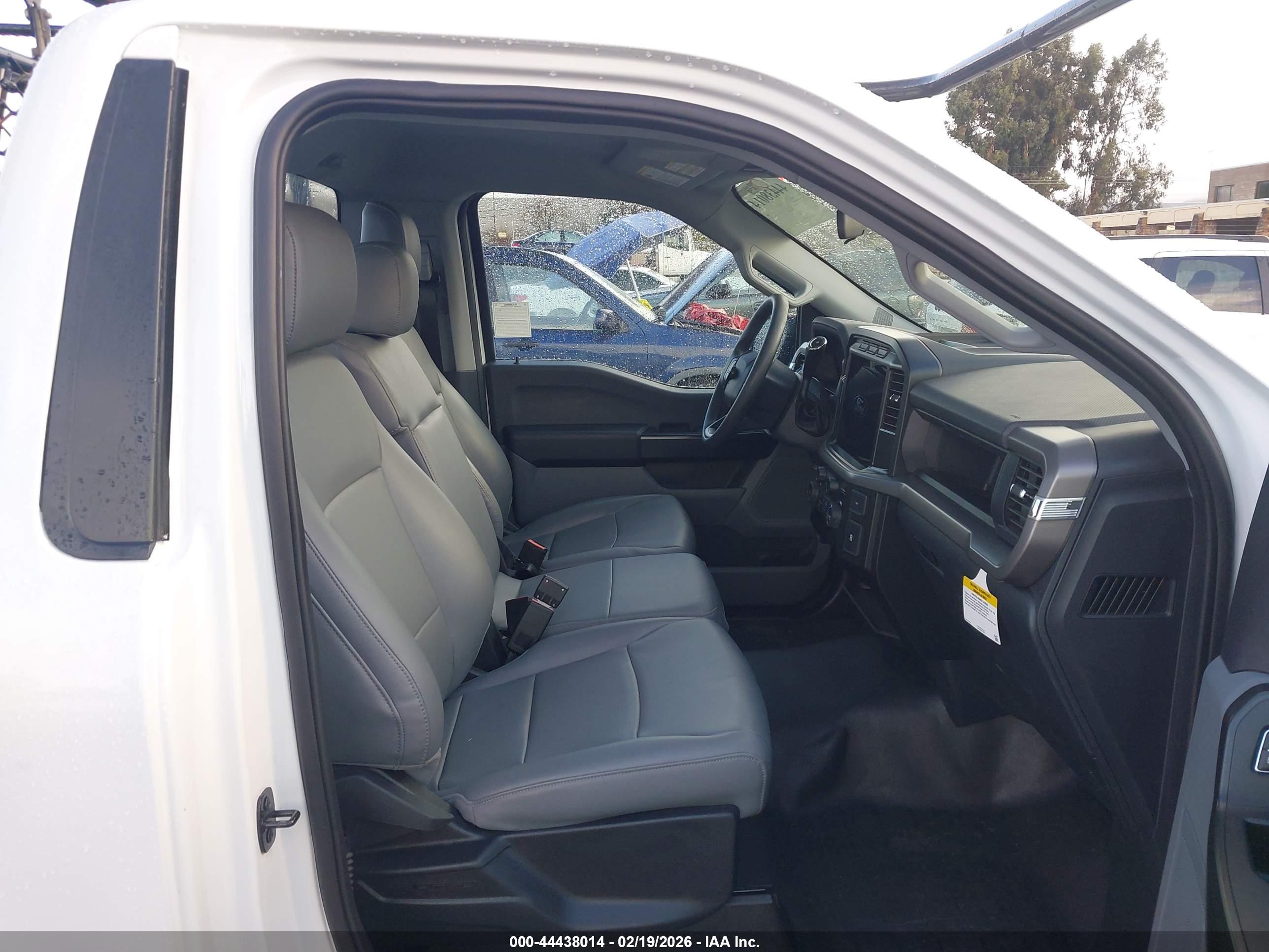 FORD F-150 image 5