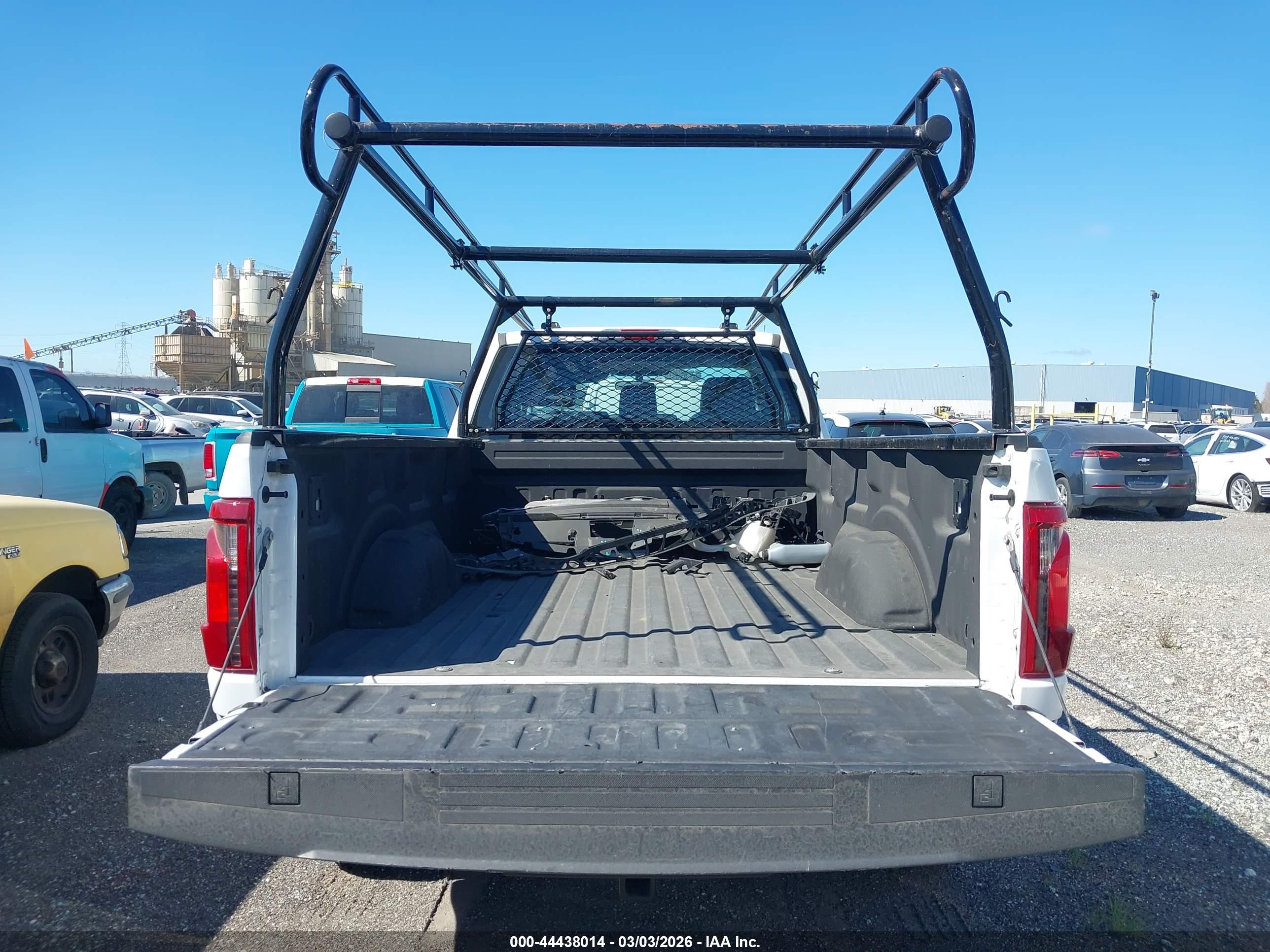 FORD F-150 image 8