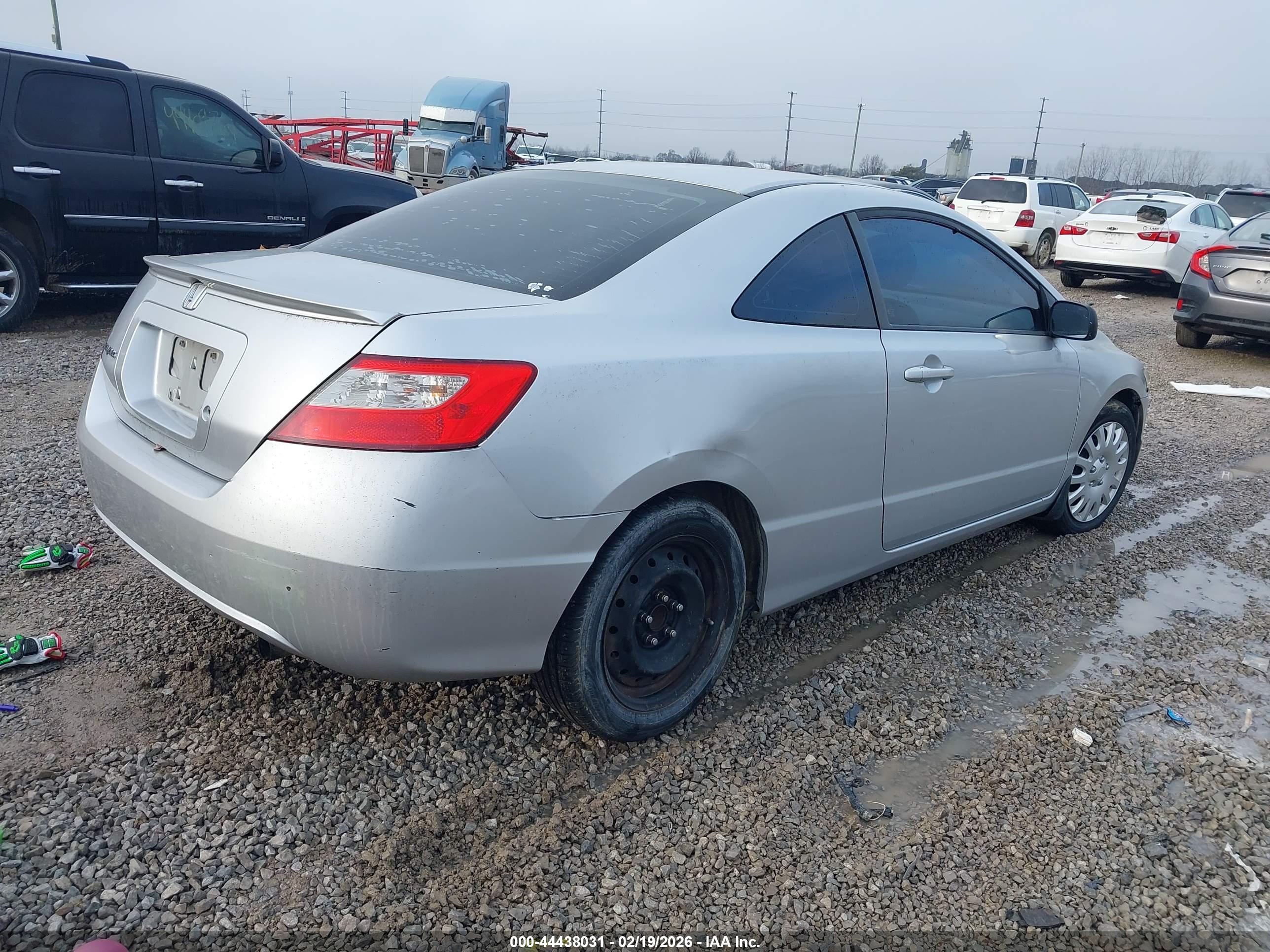HONDA CIVIC image 4