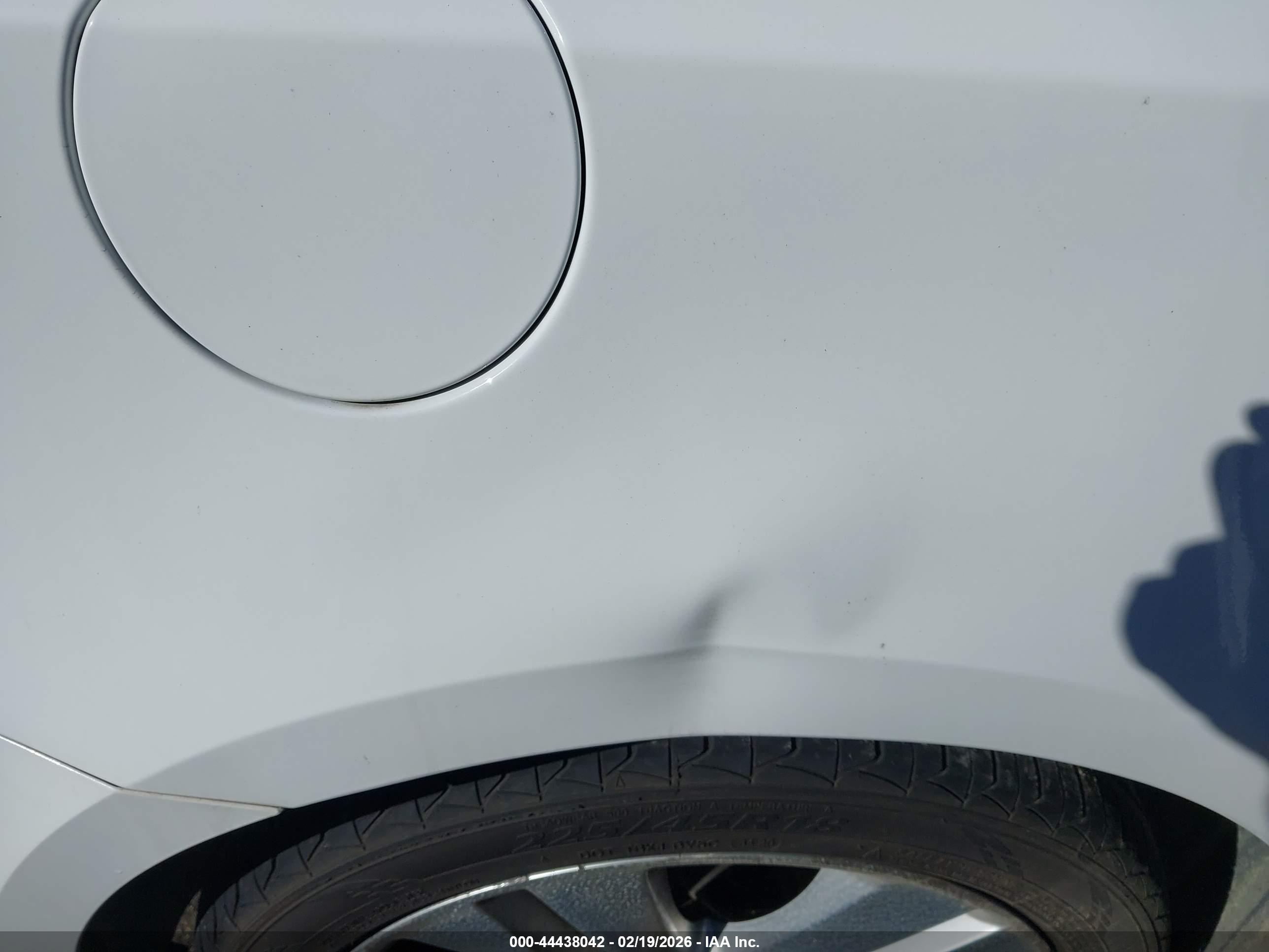 CHEVROLET CRUZE image 6