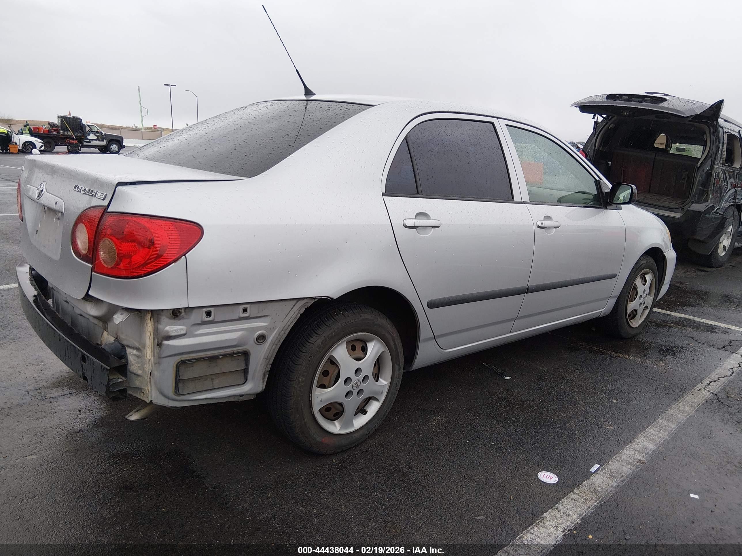 TOYOTA COROLLA image 4