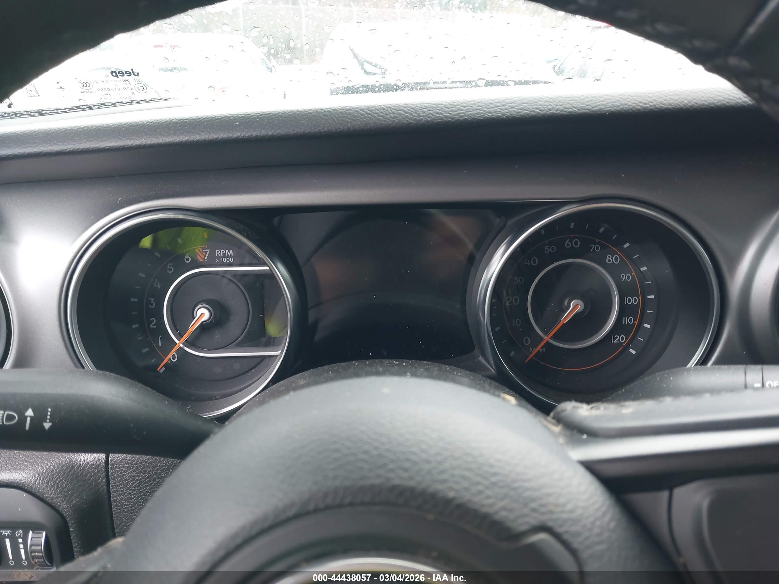 JEEP GLADIATOR image 7