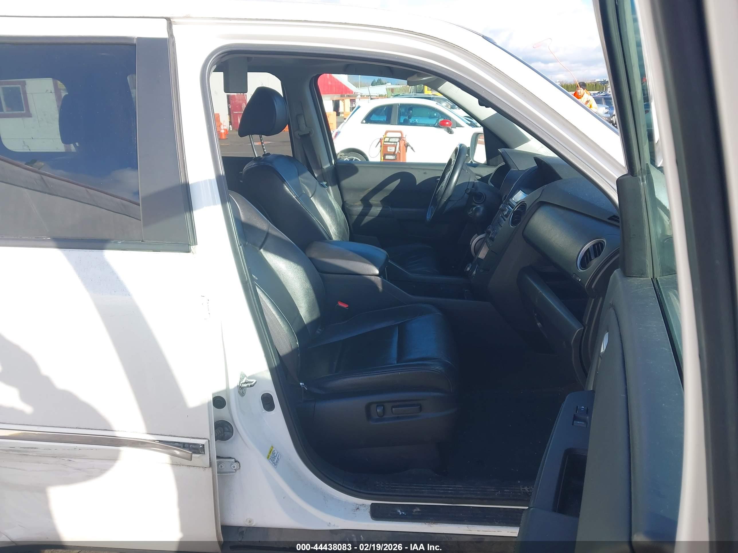 HONDA PILOT image 5