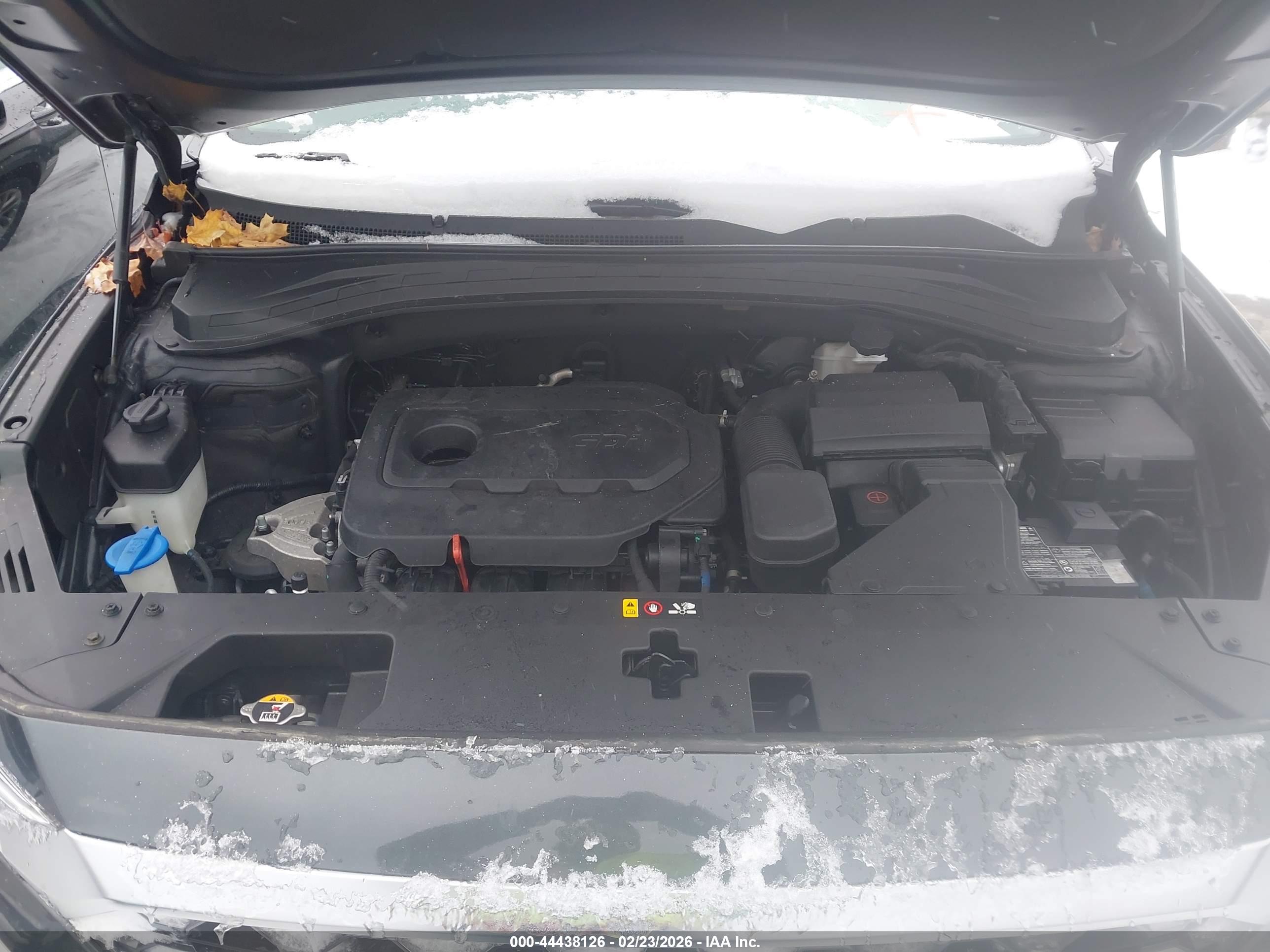 HYUNDAI SANTA image 10