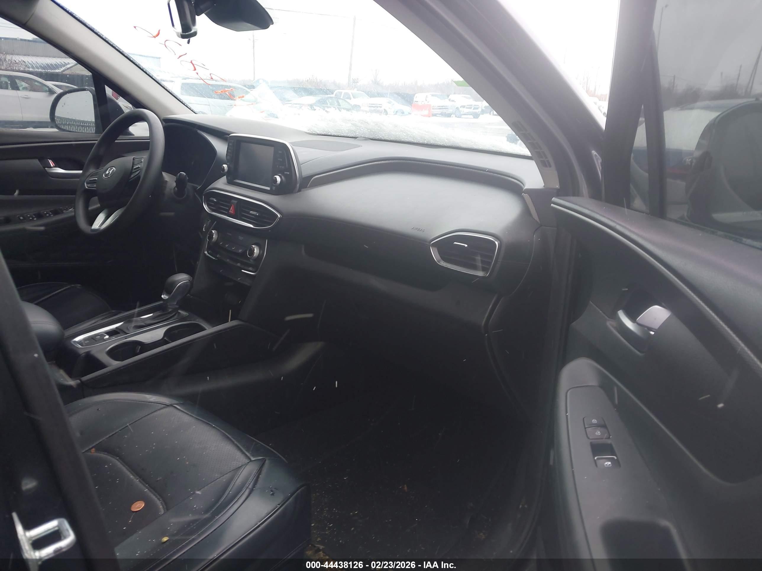 HYUNDAI SANTA image 5