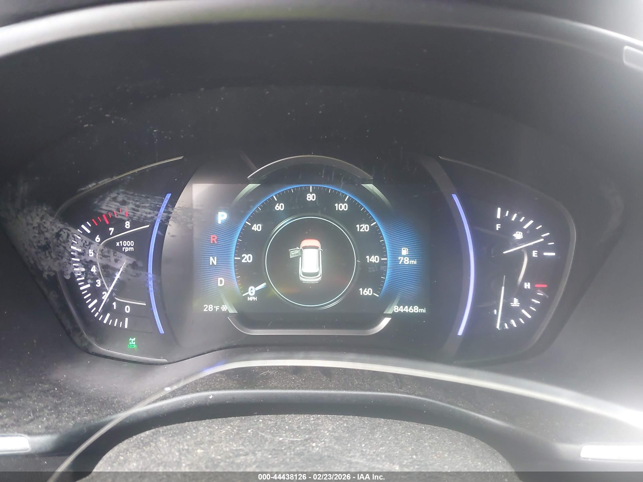 HYUNDAI SANTA image 7