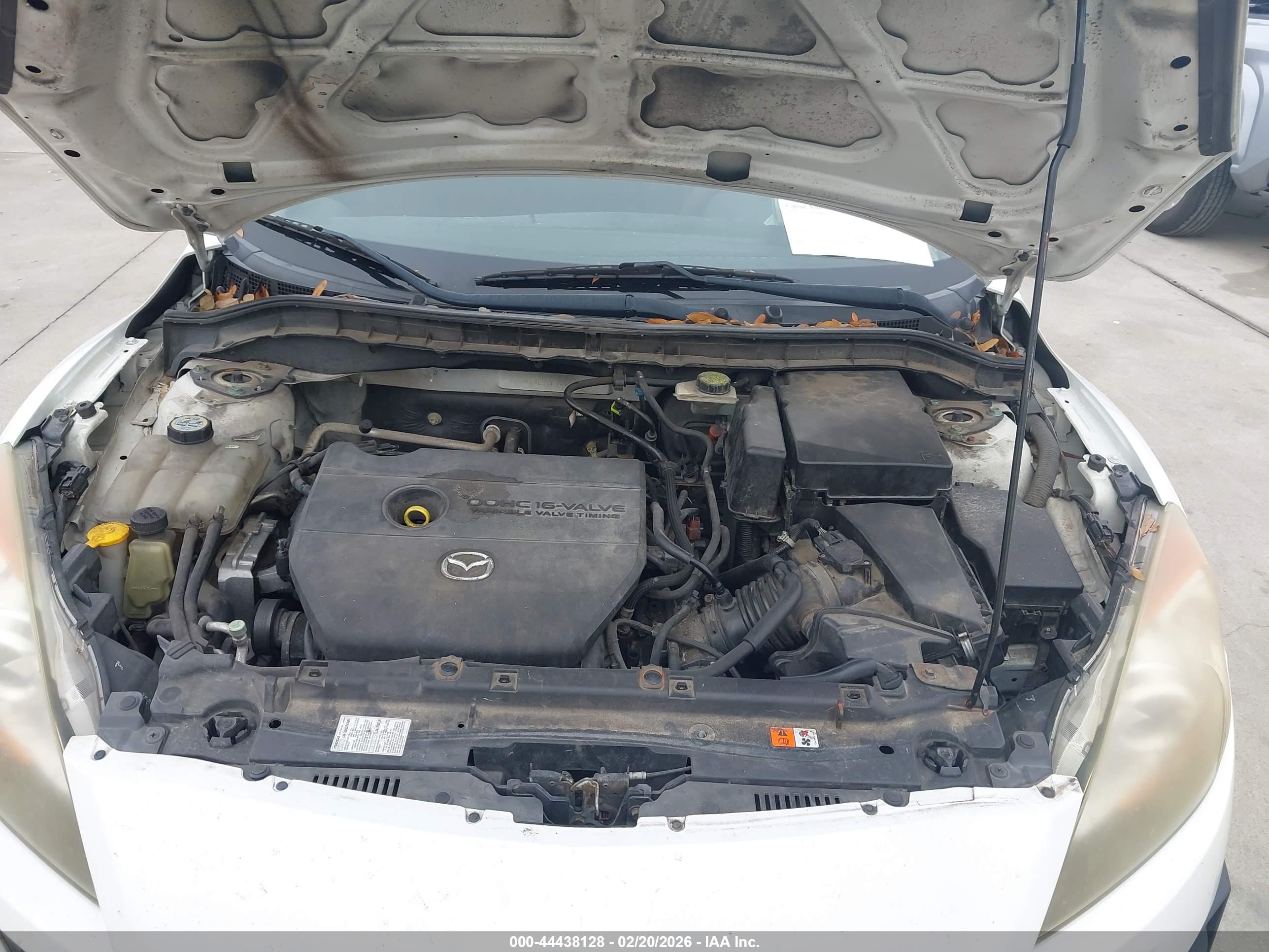 MAZDA MAZDA3 image 10