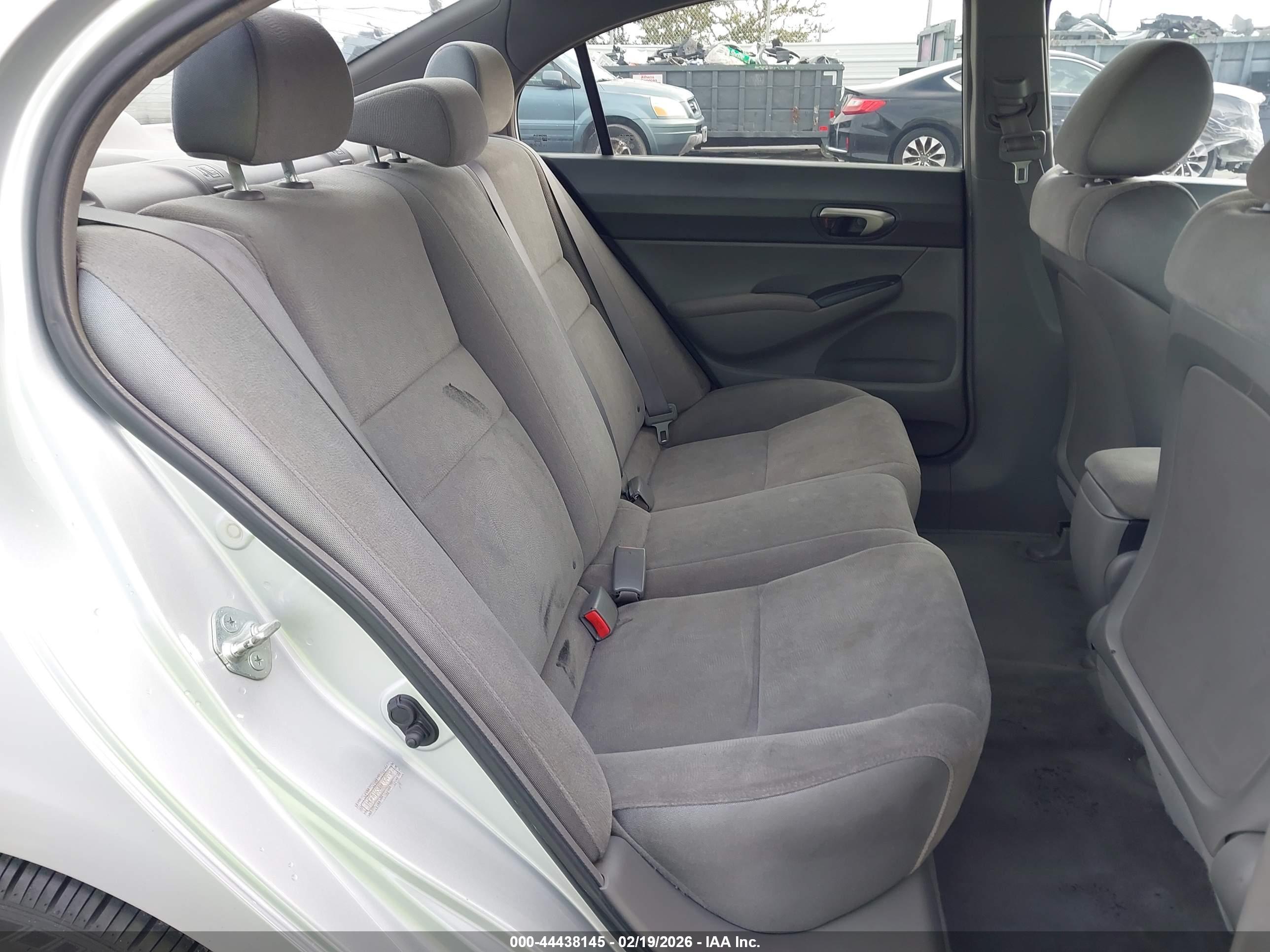 HONDA CIVIC image 8