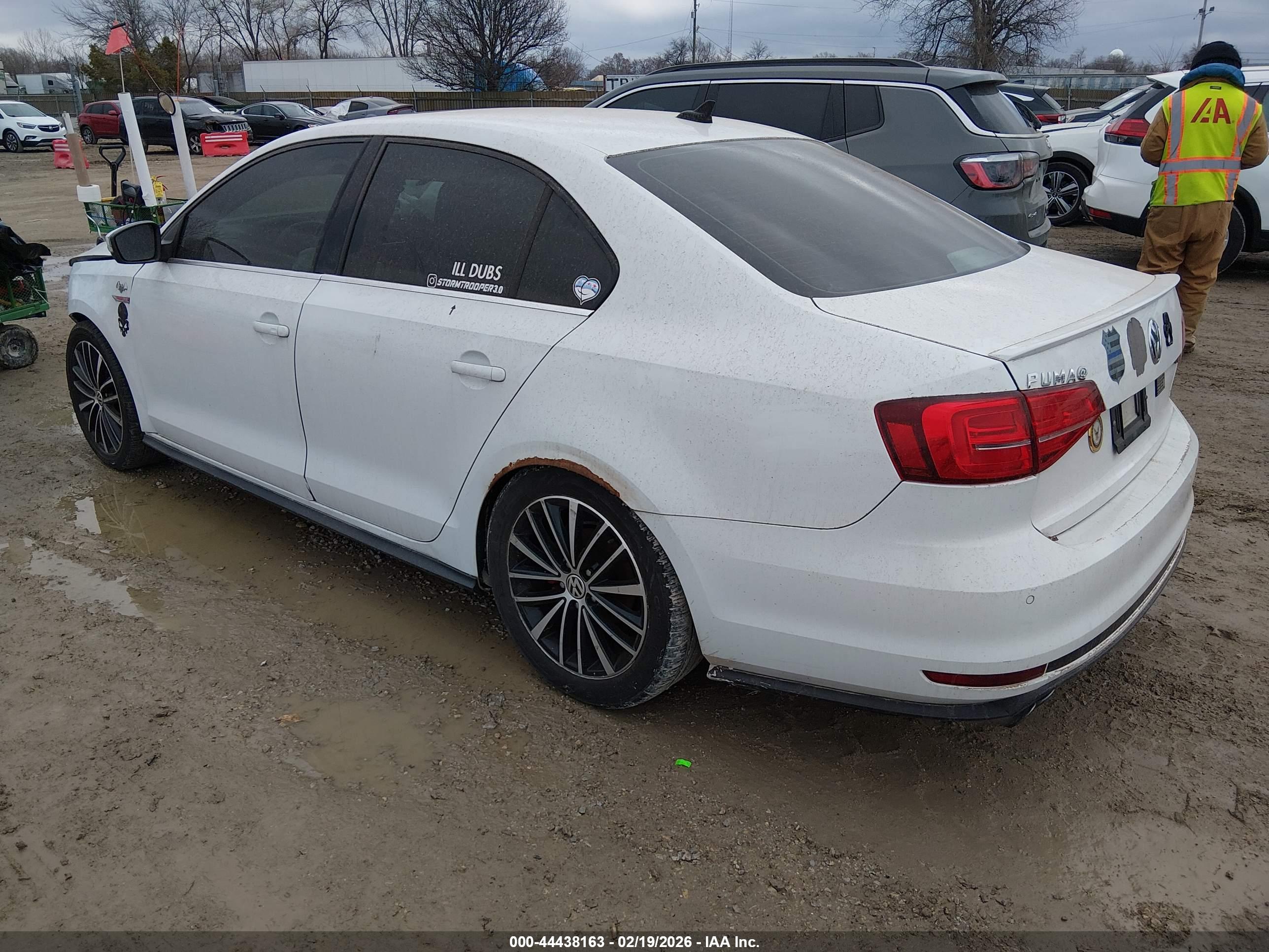 VOLKSWAGEN JETTA image 3
