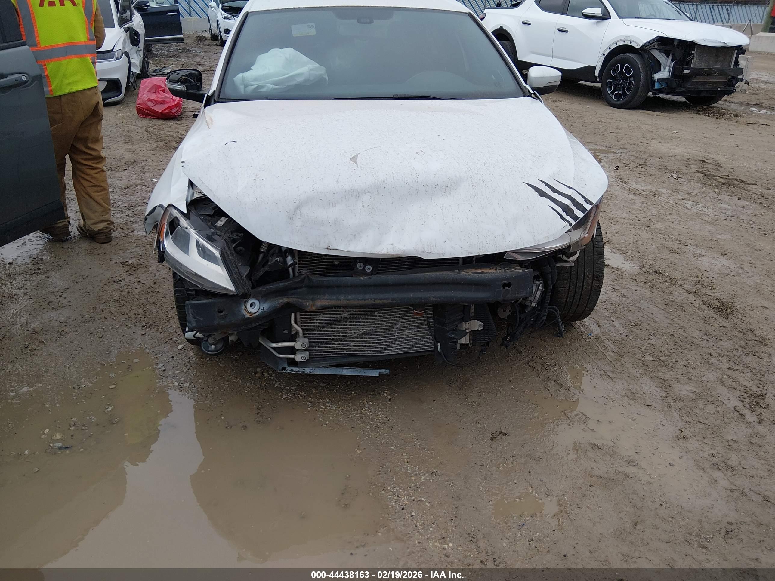 VOLKSWAGEN JETTA image 6