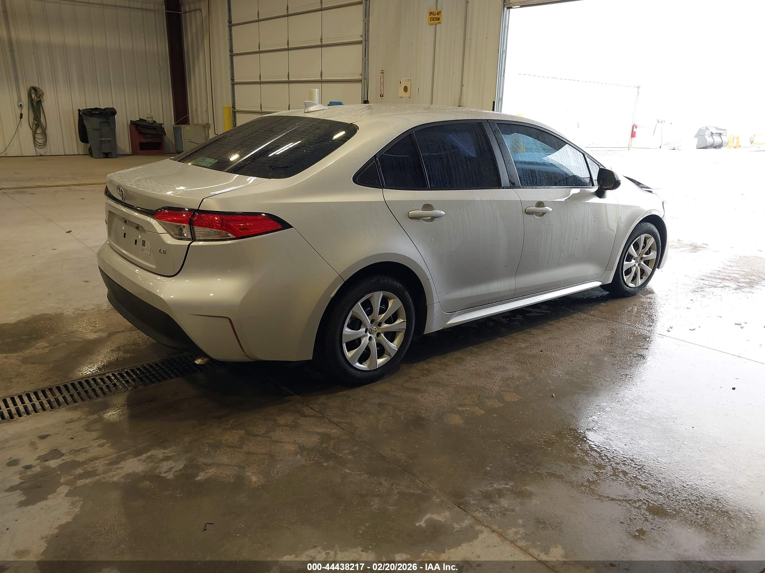 TOYOTA COROLLA image 4