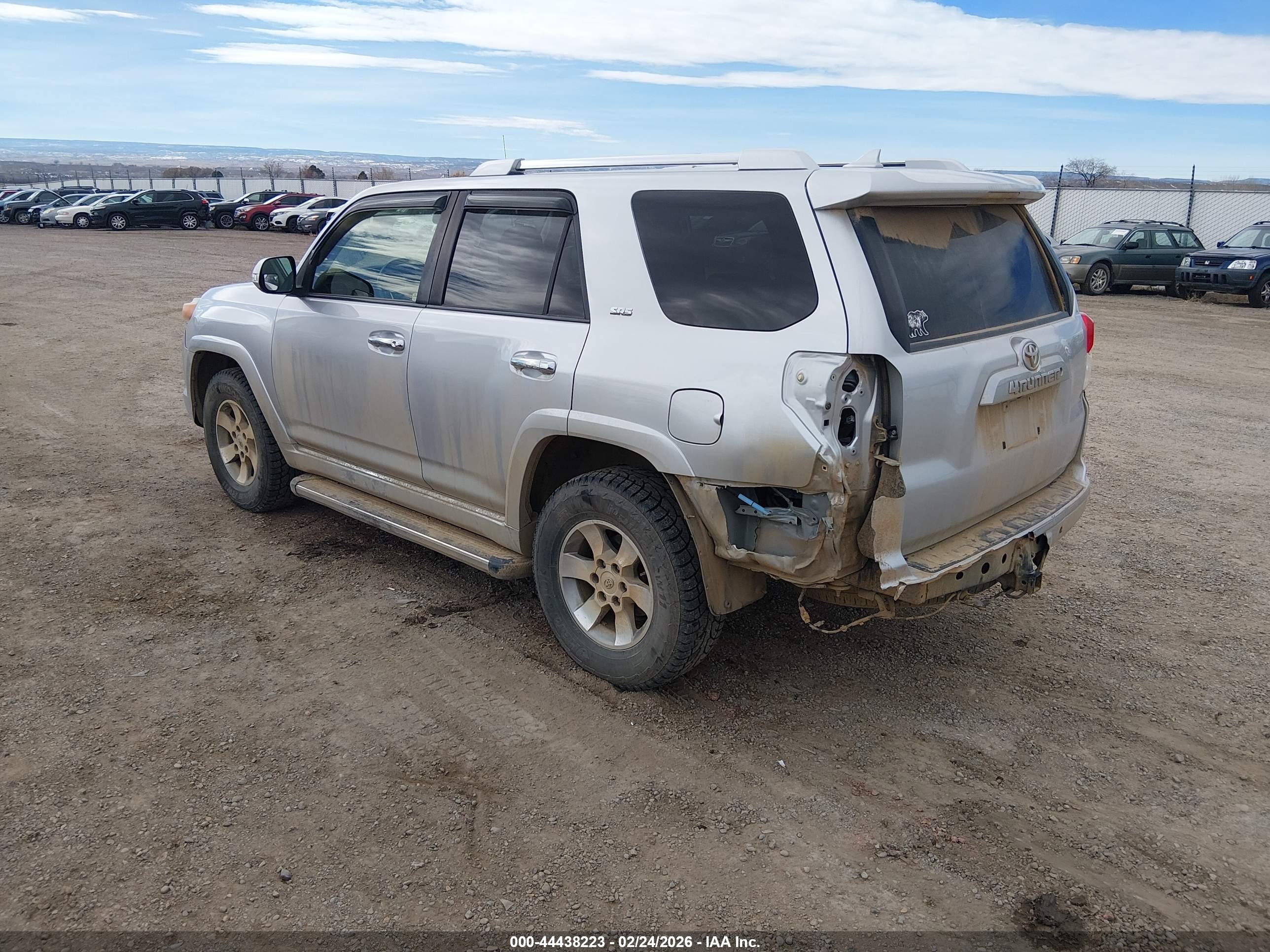 TOYOTA 4RUNNER image 3