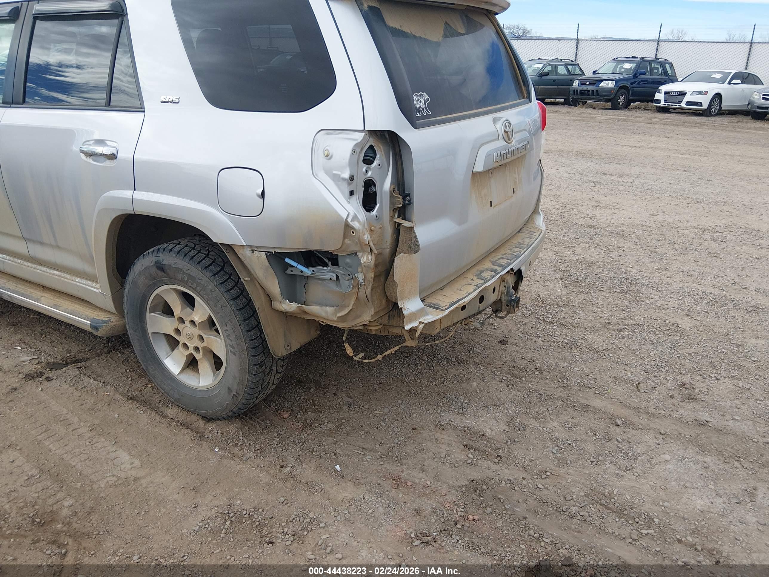TOYOTA 4RUNNER image 6