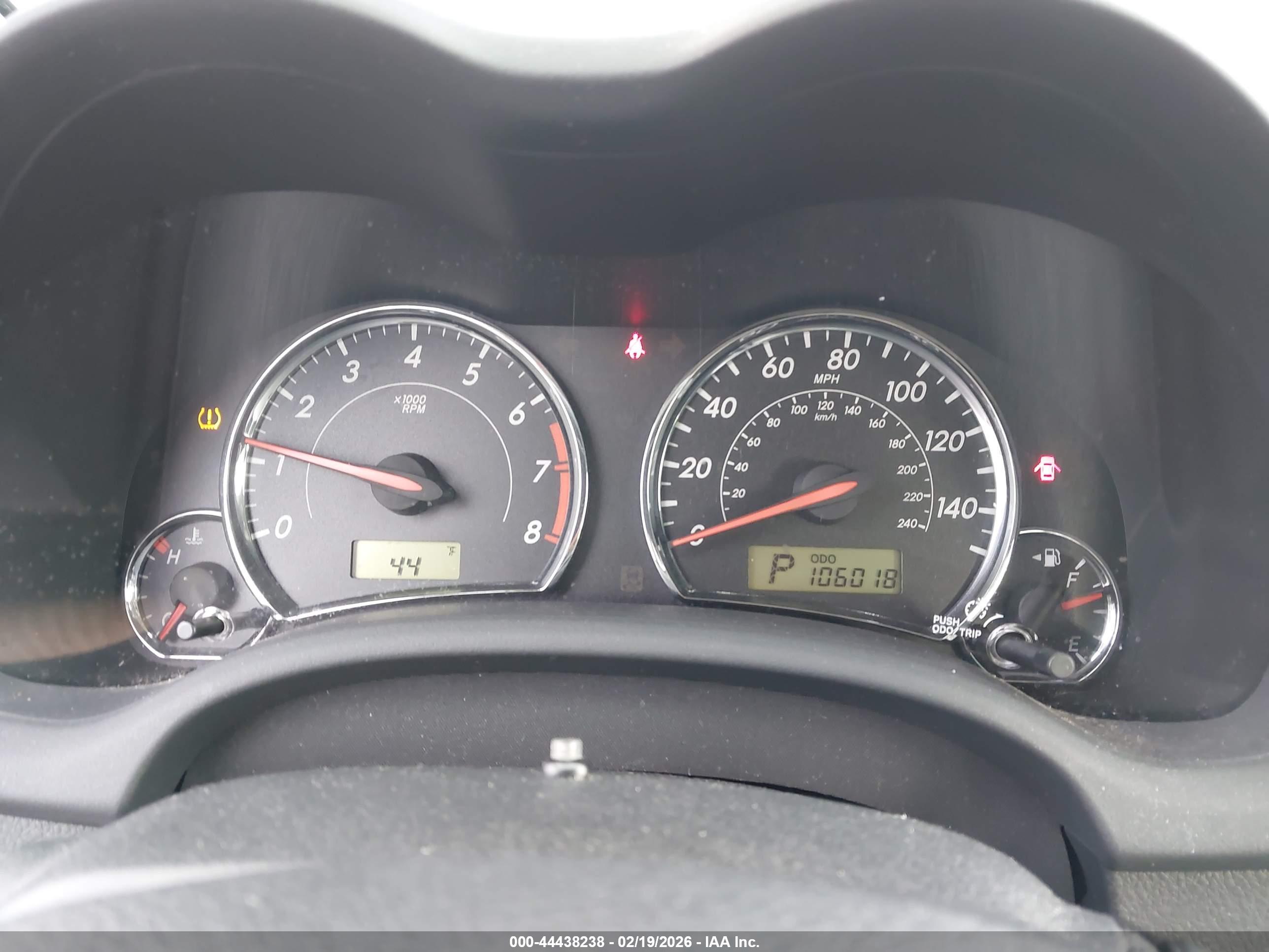 TOYOTA COROLLA image 7