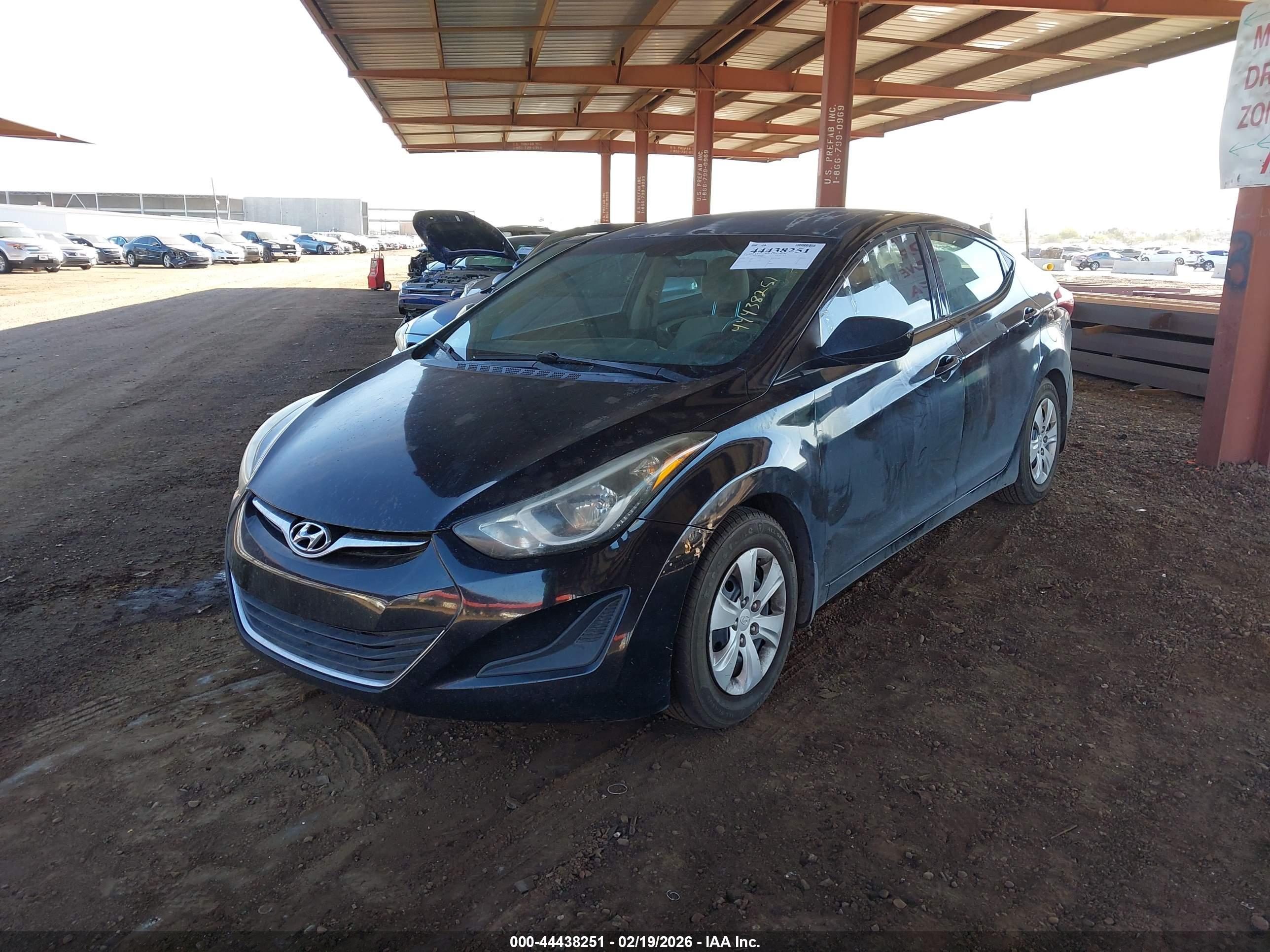 HYUNDAI ELANTRA image 2
