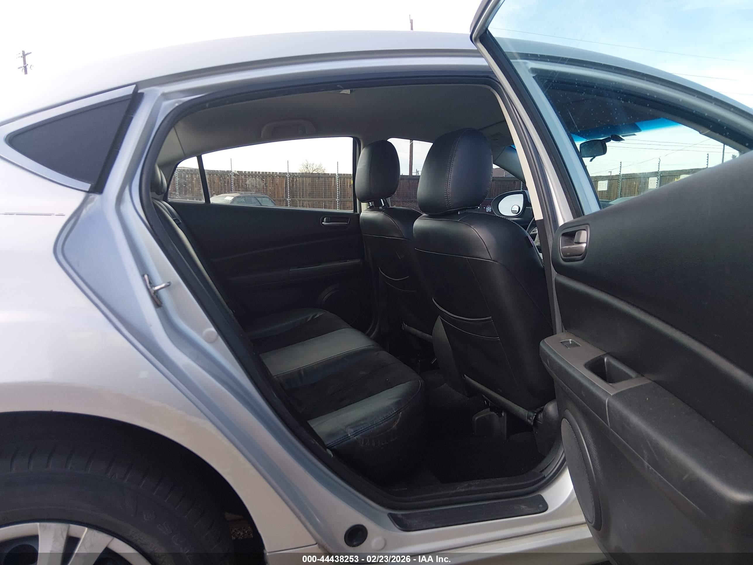 MAZDA MAZDA6 image 8