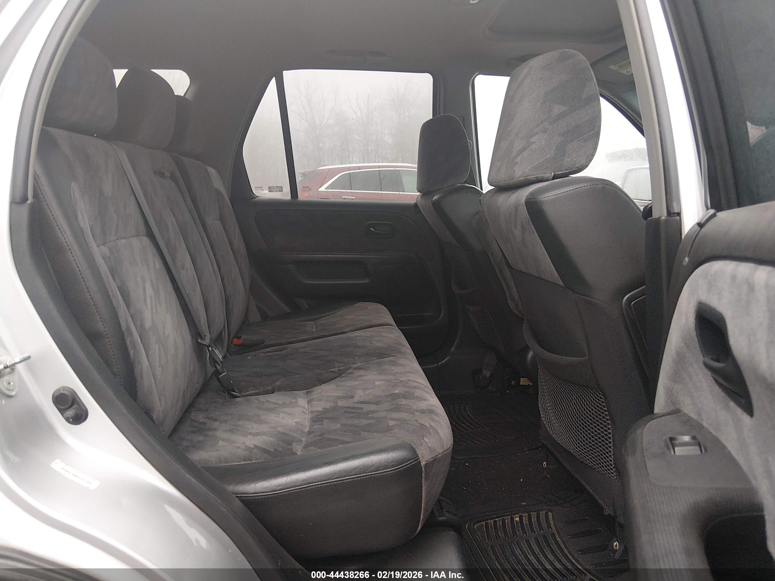 HONDA CR-V image 8