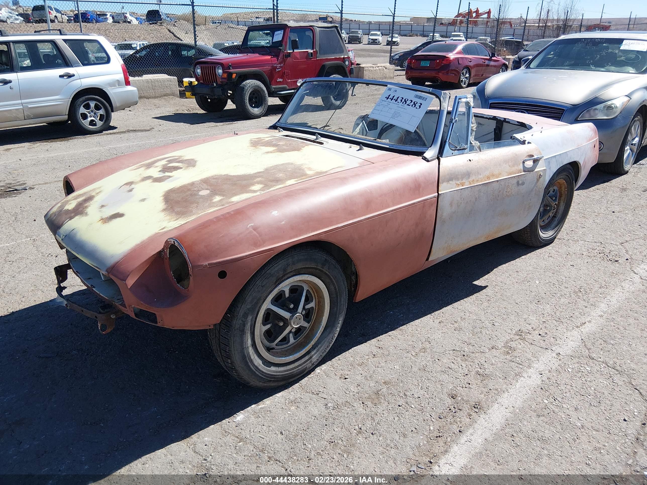 MGB CONVERTIBLE image 2
